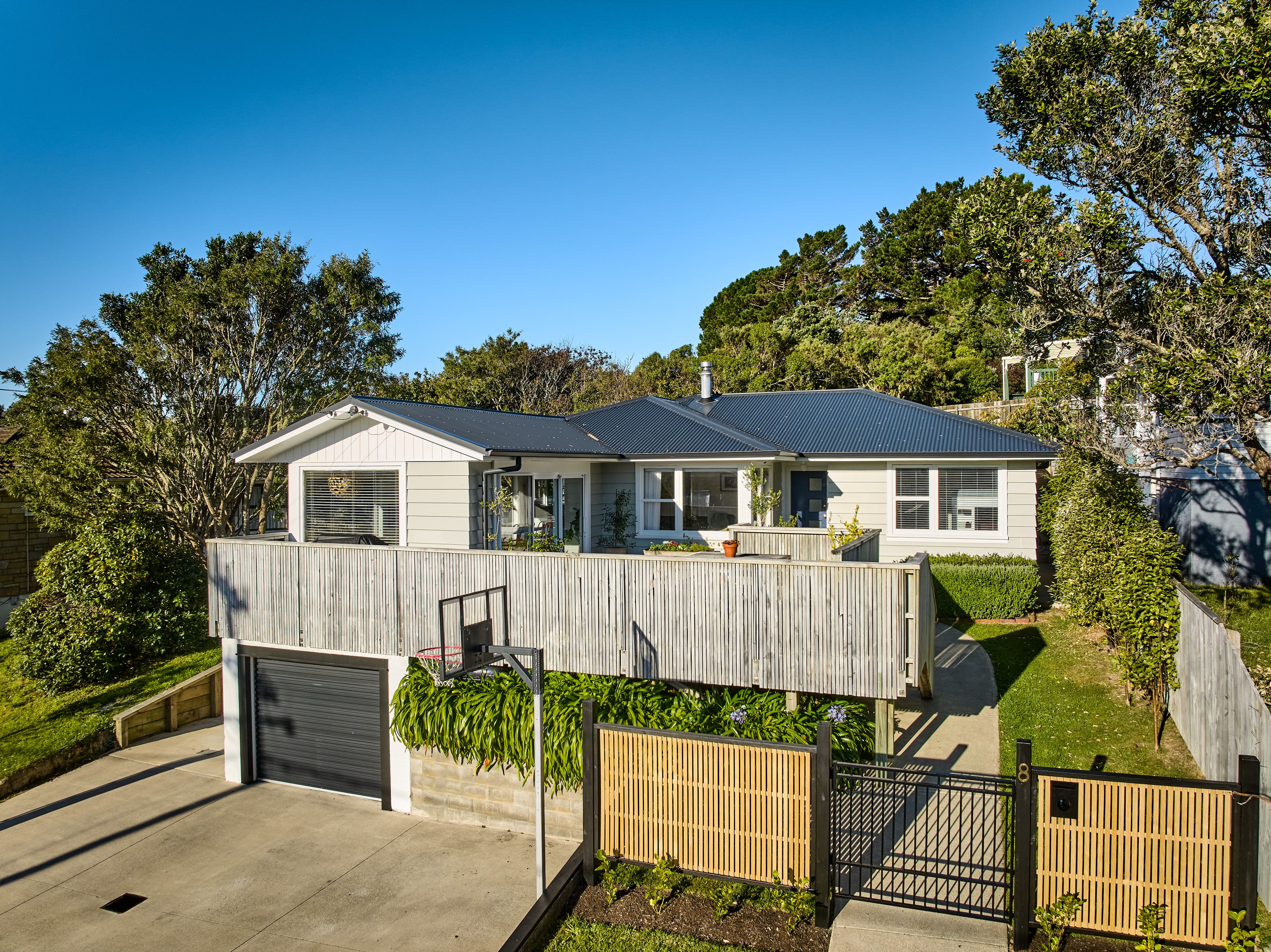  8 Beazley Avenue, Paparangi, Wellington, 6037 - 物件實景