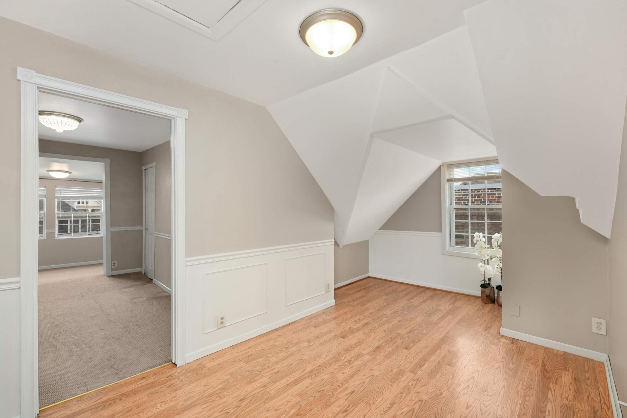 Minneapolis, Minnesota, 55405, United States, ,Residential,For Sale,1905881