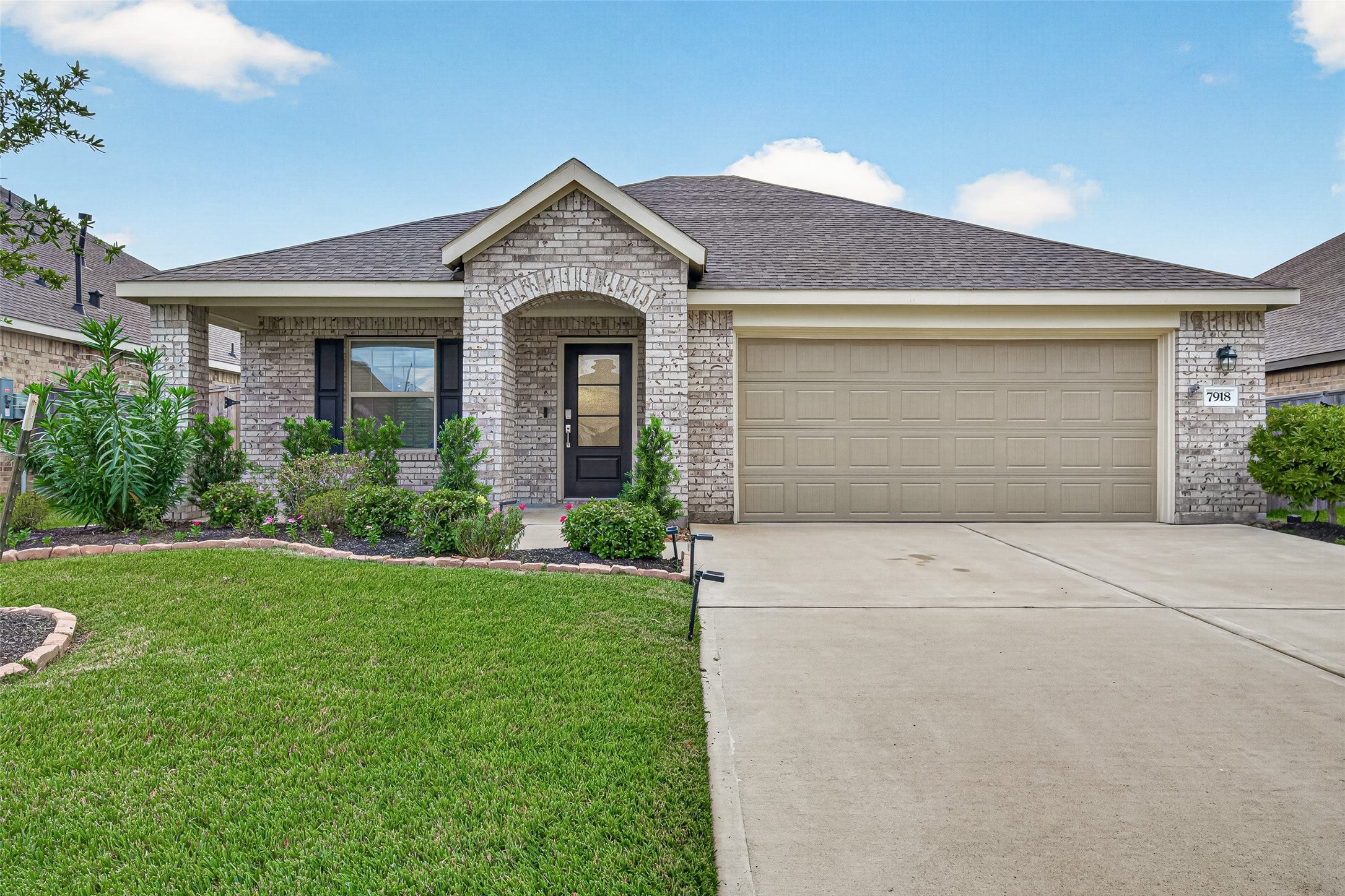Elk Grove Ln, Richmond, TX 77469