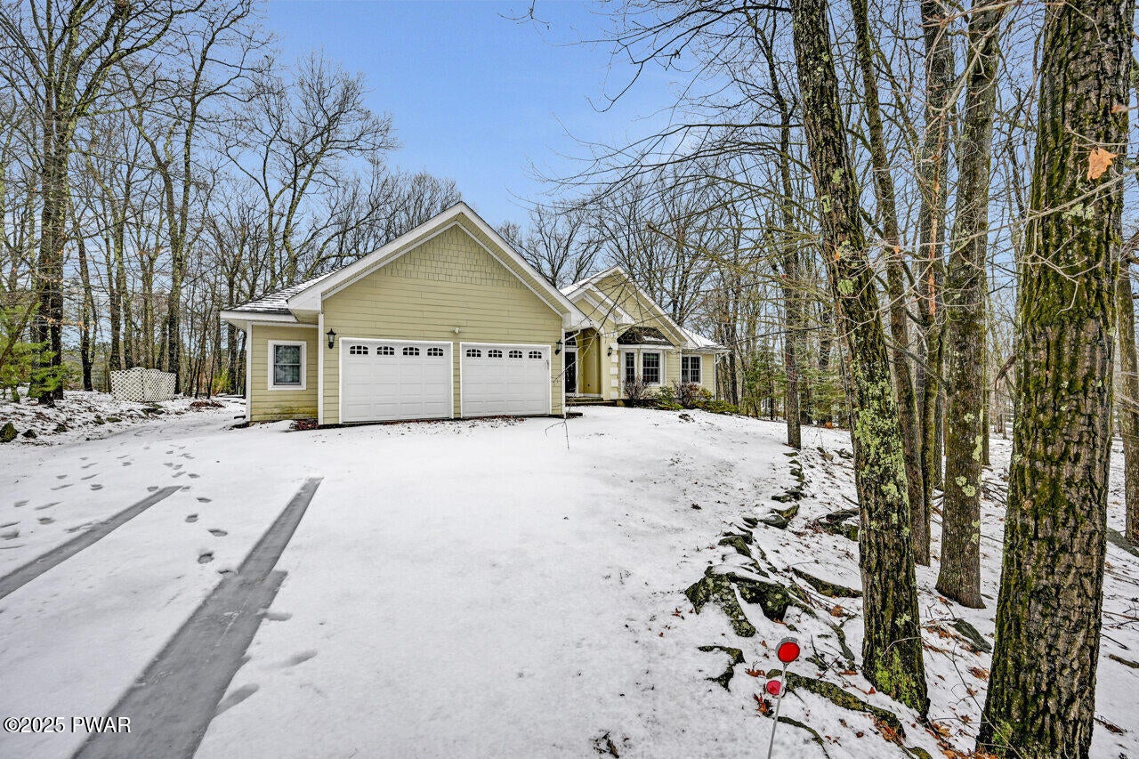 Lords Valley, Pennsylvania, 18428, United States, 3 Bedrooms Bedrooms, ,3 BathroomsBathrooms,Residential,For Sale,2005148