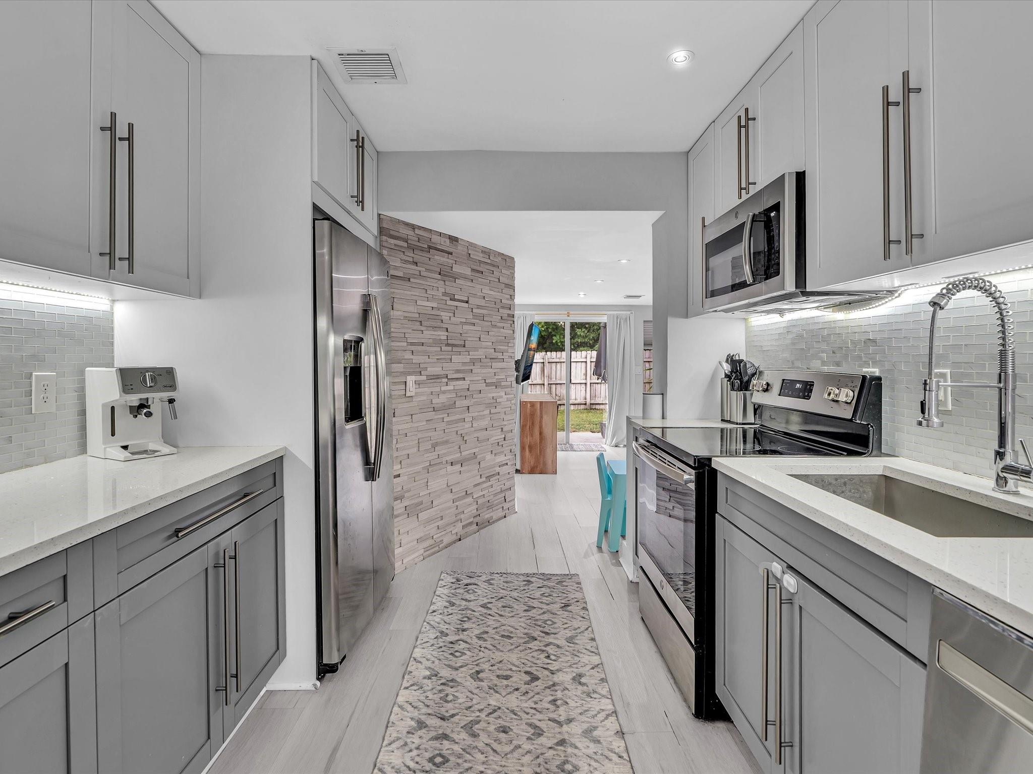 Fort Lauderdale, Florida, 33309, United States, 3 Bedrooms Bedrooms, ,2 BathroomsBathrooms,Residential,For Sale,1989951