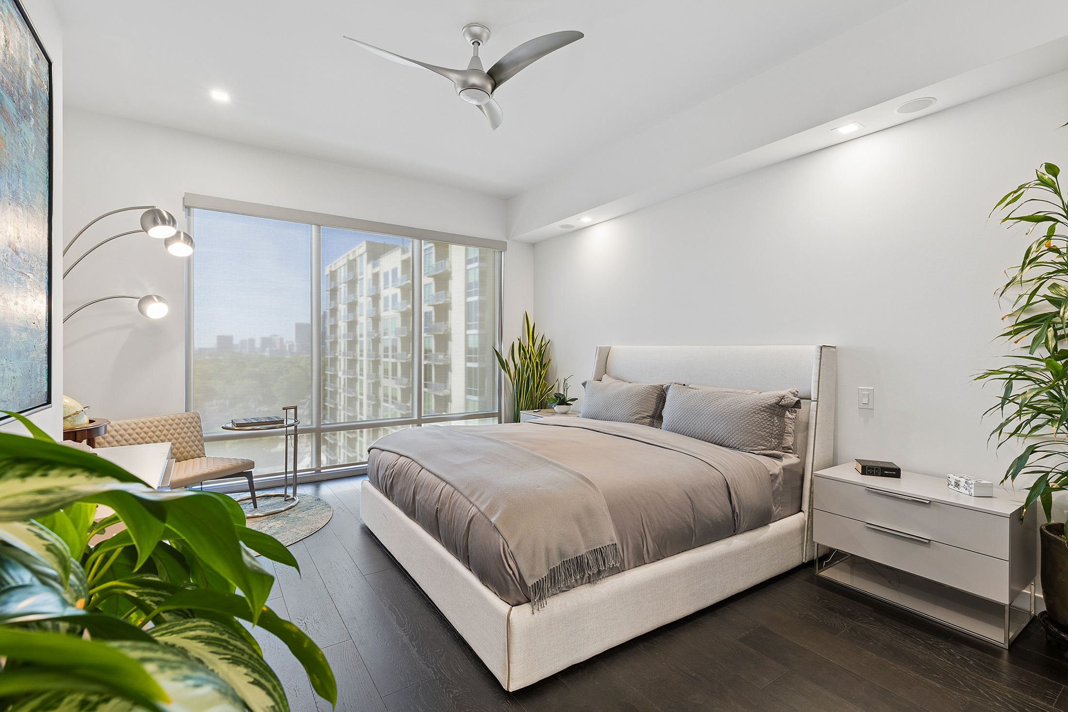  Exceptional One Bedroom Residence at Luxe - 物件實景