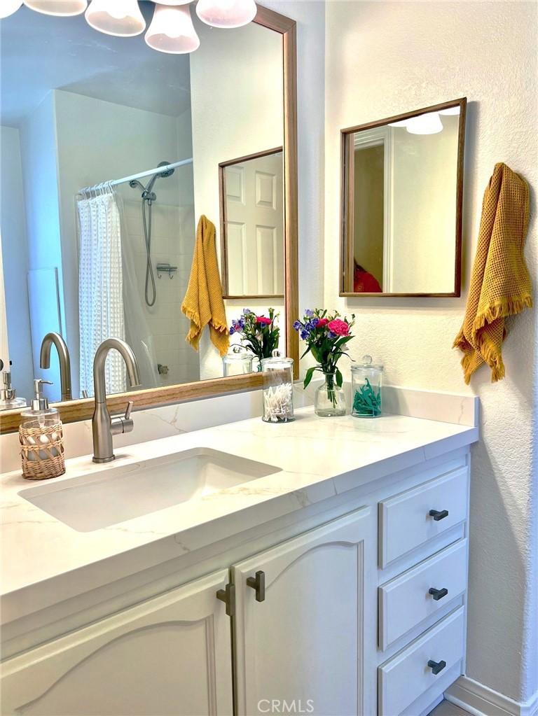 Newport Beach, California, 92660, United States, 3 Bedrooms Bedrooms, ,3 BathroomsBathrooms,Residential,For Sale,1892275