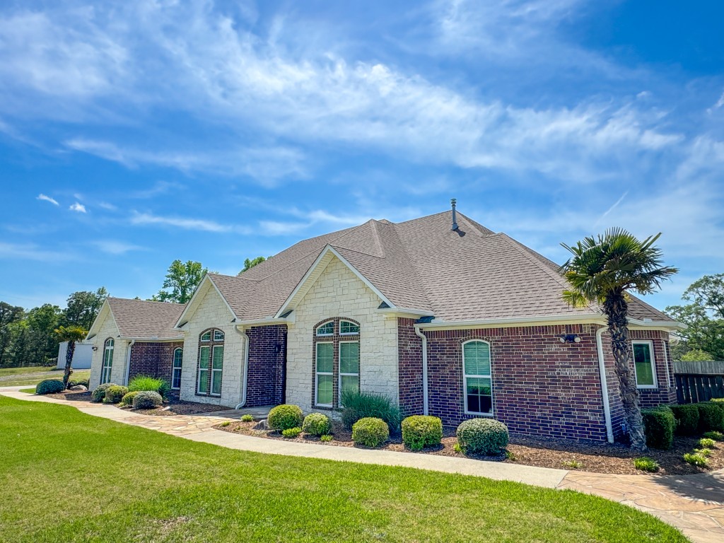 Bloomburg, Texas, 75556, United States, 4 Bedrooms Bedrooms, ,2 BathroomsBathrooms,Residential,For Sale,1789211