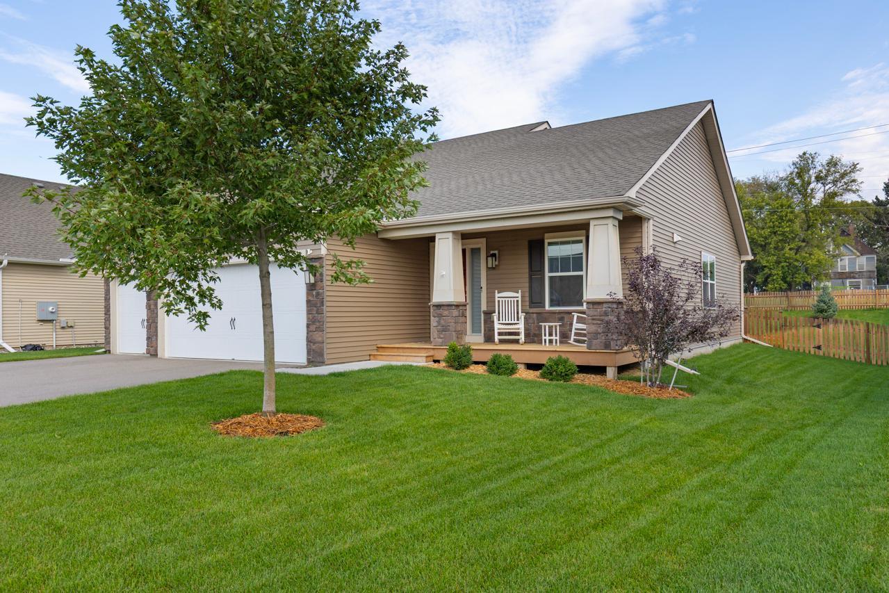 Rosemount, Minnesota, 55068, United States, 4 Bedrooms Bedrooms, ,2 BathroomsBathrooms,Residential,For Sale,1951040