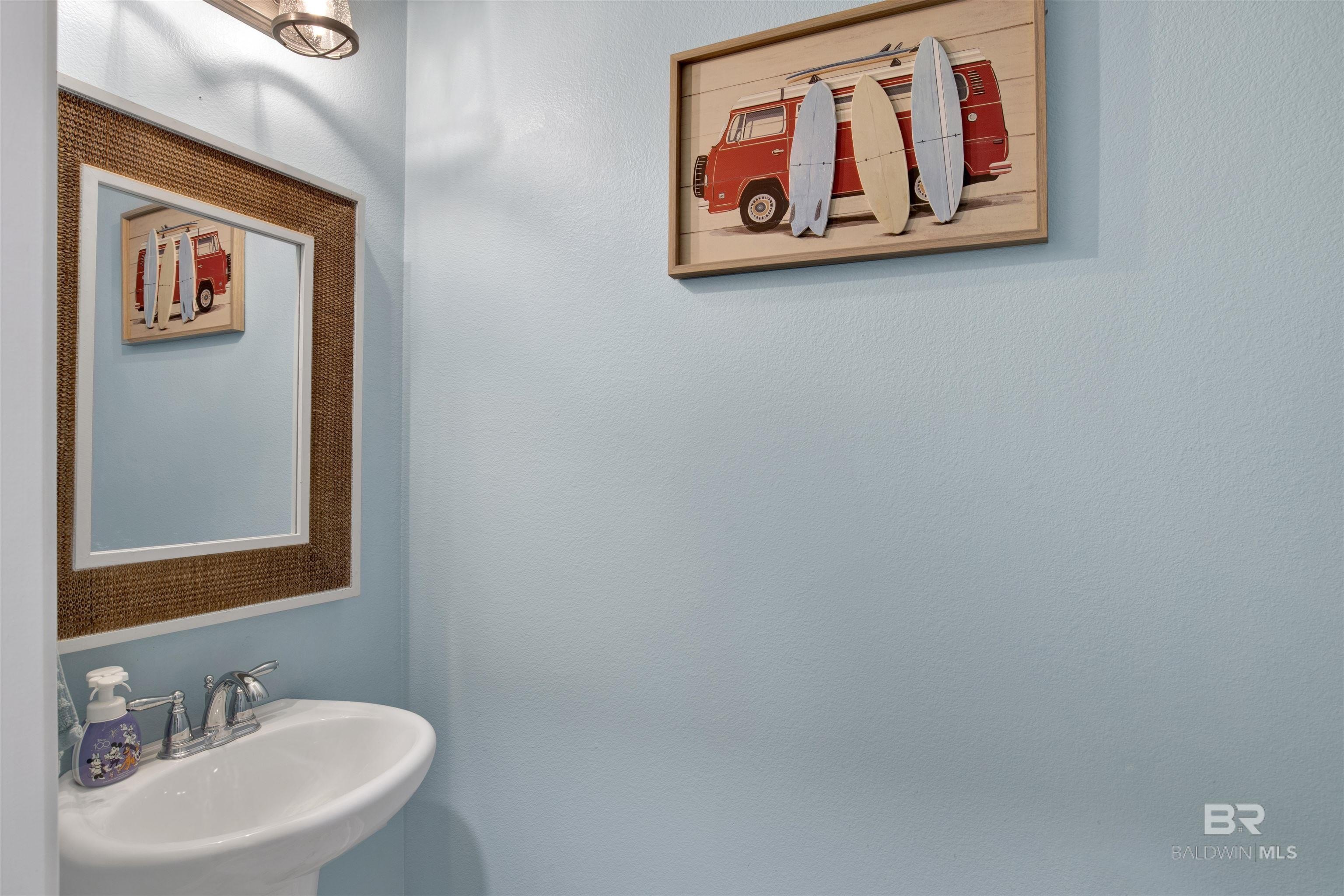 Gulf Shores, Alabama, 36542, United States, 4 Bedrooms Bedrooms, ,3 BathroomsBathrooms,Residential,For Sale,1910560