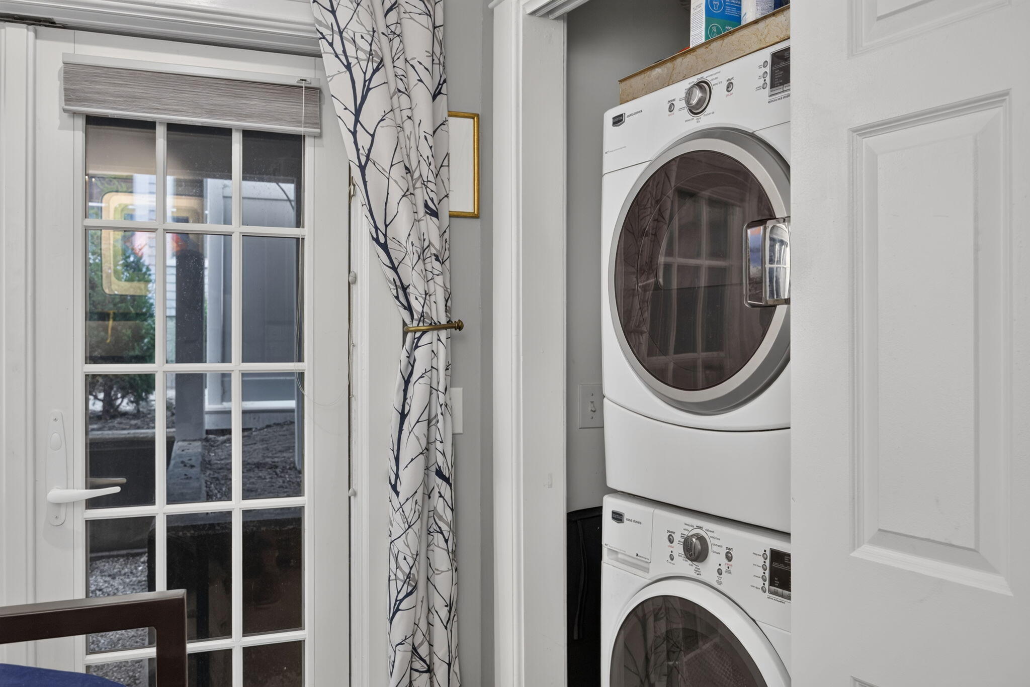  West End Living with a Private Deck and Outdoor Shower - 物件實景