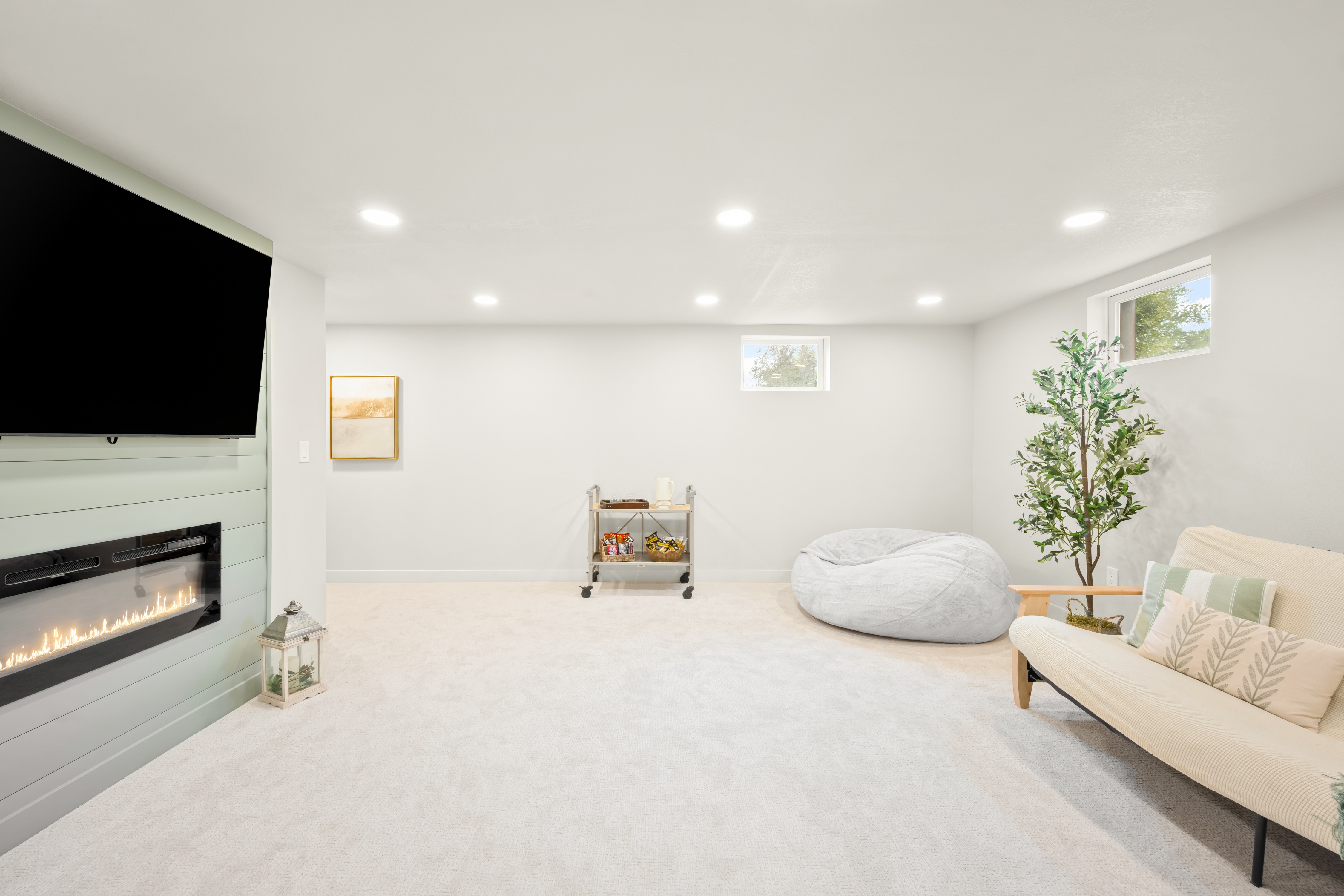  Beautifully Maintained Home in the Highly Desired Columbine Knolls Neighborhood - 物件實景