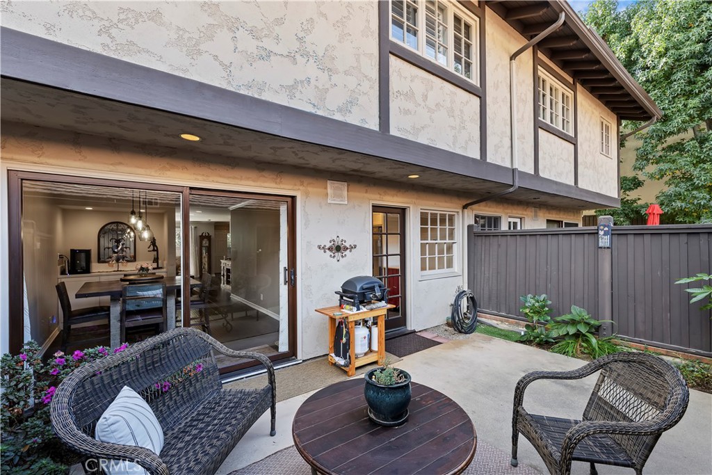 Sierra Madre, California, 91024, United States, 2 Bedrooms Bedrooms, ,3 BathroomsBathrooms,Residential,For Sale,1992859