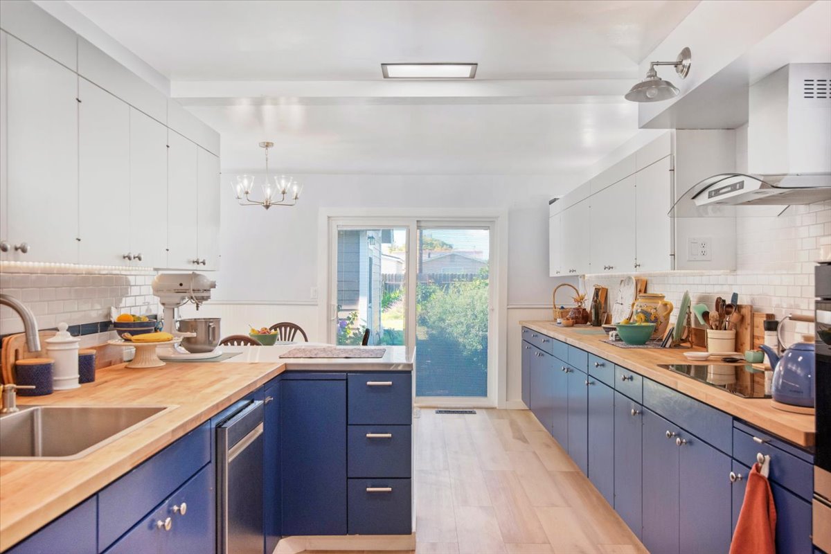 Lompoc, California, 93436, United States, 4 Bedrooms Bedrooms, ,1 BathroomBathrooms,Residential,For Sale,2002013