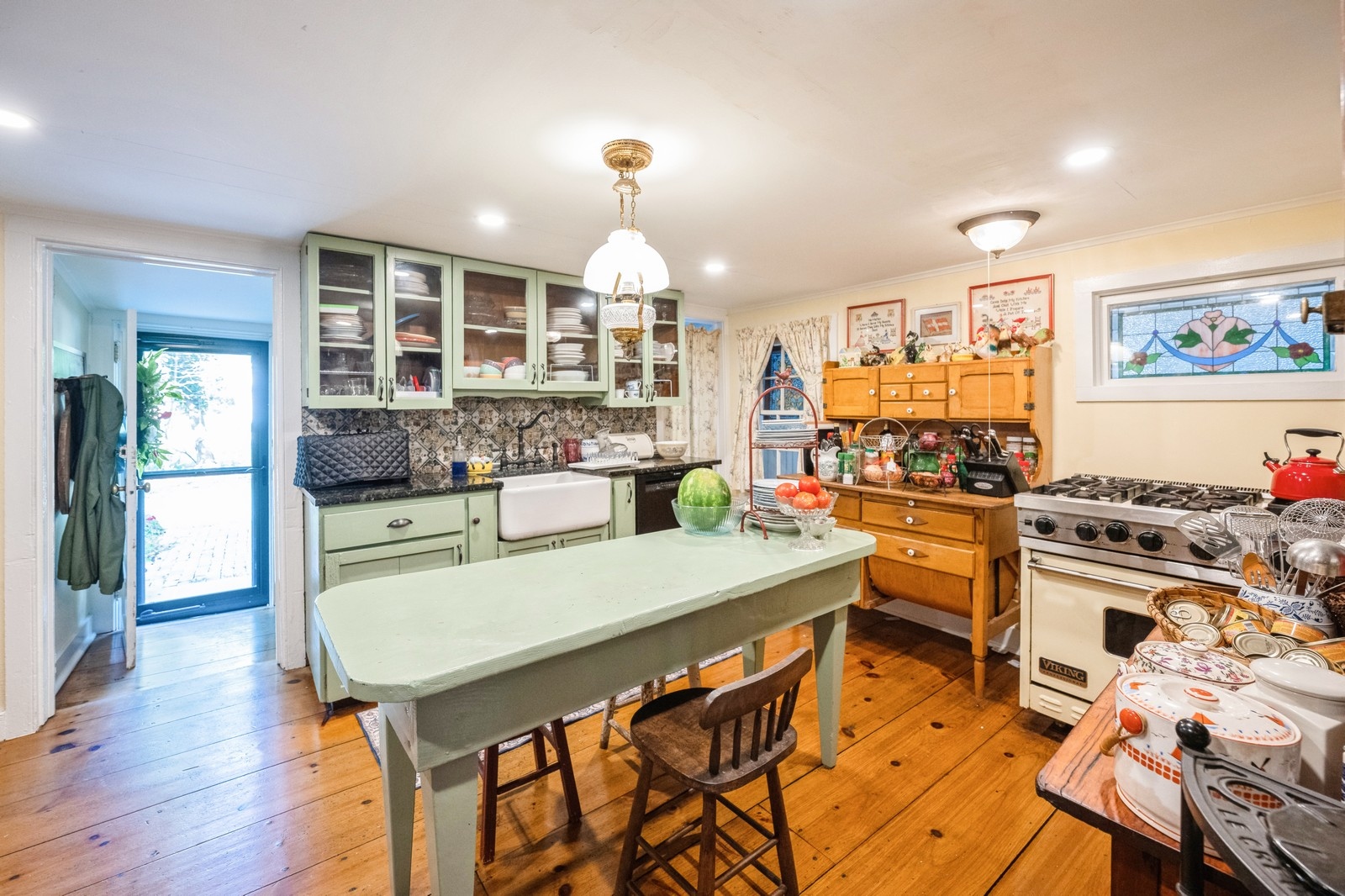 Southold, New York, 11971, United States, 3 Bedrooms Bedrooms, ,3 BathroomsBathrooms,Residential,For Sale,1795181