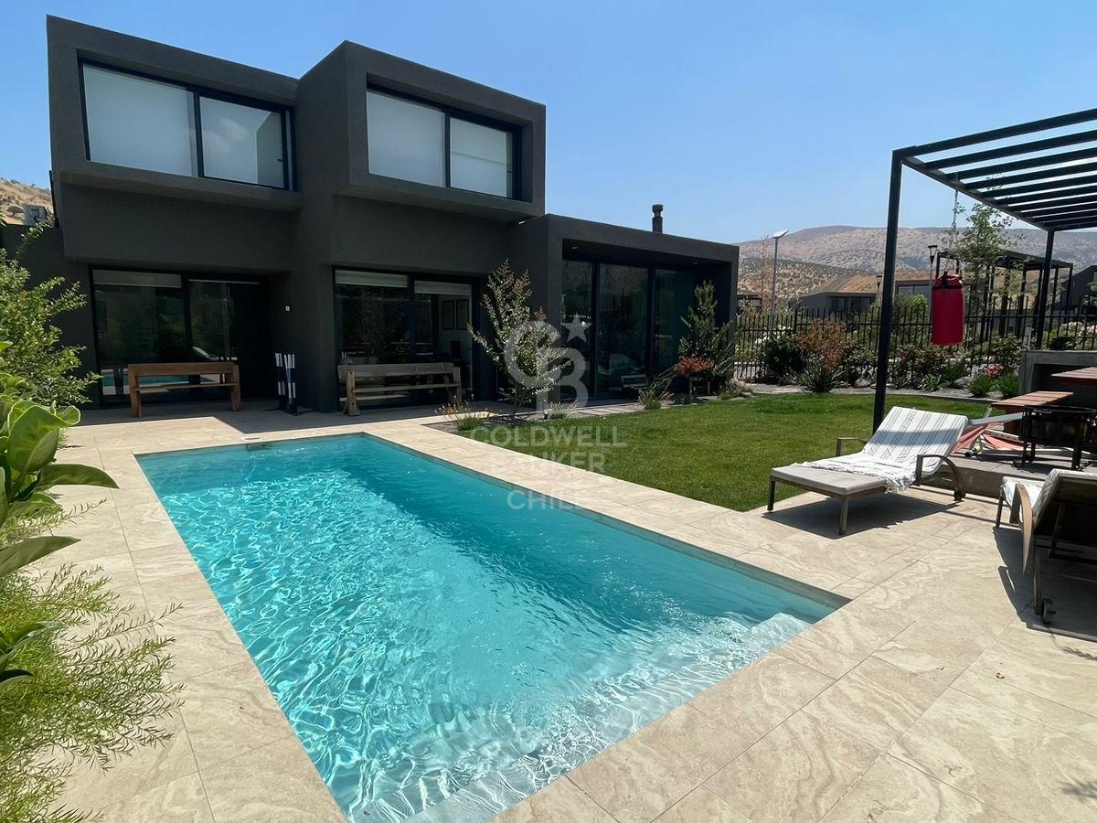 Colina, Chile, 4 Bedrooms Bedrooms, ,4 BathroomsBathrooms,Residential,For Sale,1687172