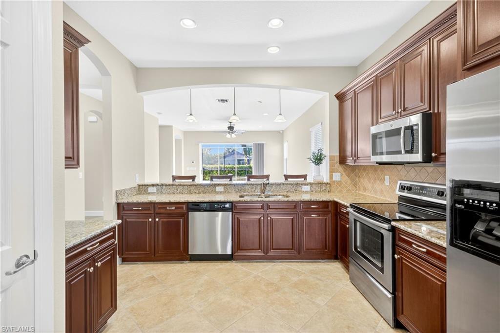 Fort Myers, Florida, 33913, United States, 3 Bedrooms Bedrooms, ,2 BathroomsBathrooms,Residential,For Sale,1925025