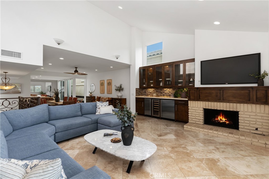 Seal Beach, California, 90740, United States, 3 Bedrooms Bedrooms, ,3 BathroomsBathrooms,Residential,For Sale,1846978