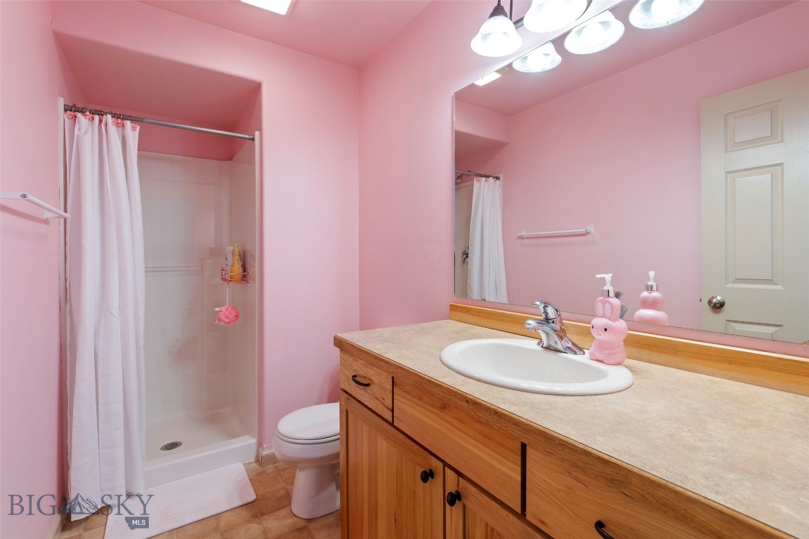 Bozeman, Montana, 59715, United States, 3 Bedrooms Bedrooms, ,3 BathroomsBathrooms,Residential,For Sale,1991519