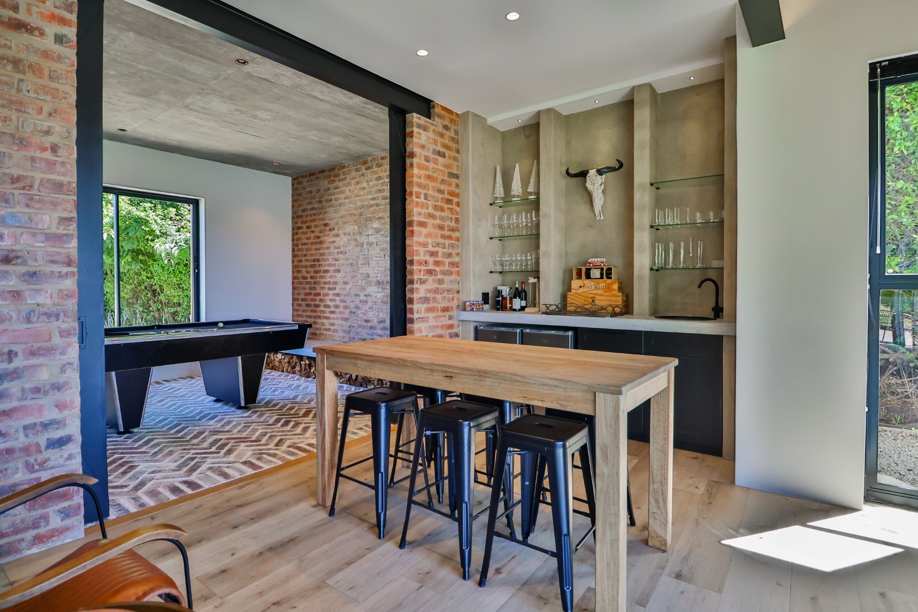  Modern home - Twin Rivers Estate - 物件實景