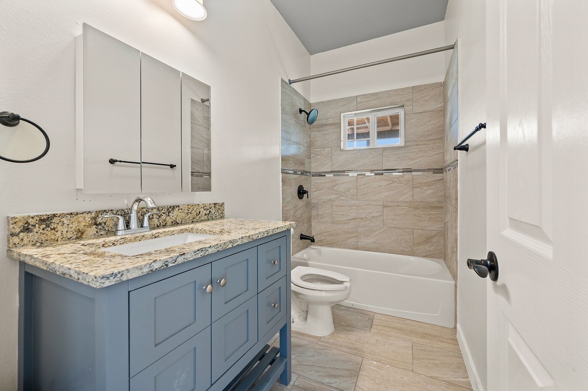 Farmersville, Texas, 75442, United States, 3 Bedrooms Bedrooms, ,2 BathroomsBathrooms,Residential,For Sale,1995432