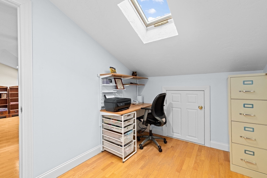 Plymouth, Massachusetts, 02360, United States, 2 Bedrooms Bedrooms, ,3 BathroomsBathrooms,Residential,For Sale,1994684