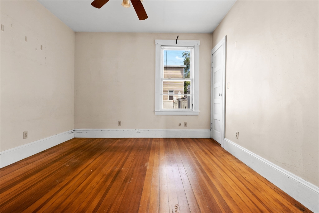 Lynn, Massachusetts, 01905, United States, 4 Bedrooms Bedrooms, ,2 BathroomsBathrooms,Residential,For Sale,1987655