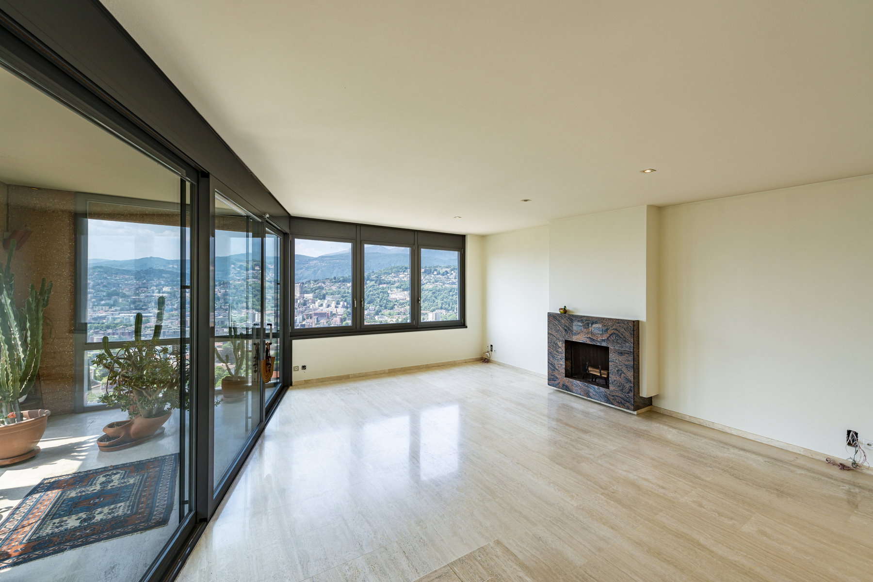  Modern house with beautiful lake view - 物件實景