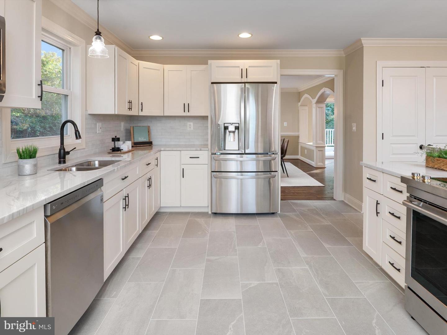 Pasadena, Maryland, 21122, United States, 6 Bedrooms Bedrooms, ,6 BathroomsBathrooms,Residential,For Sale,1994815