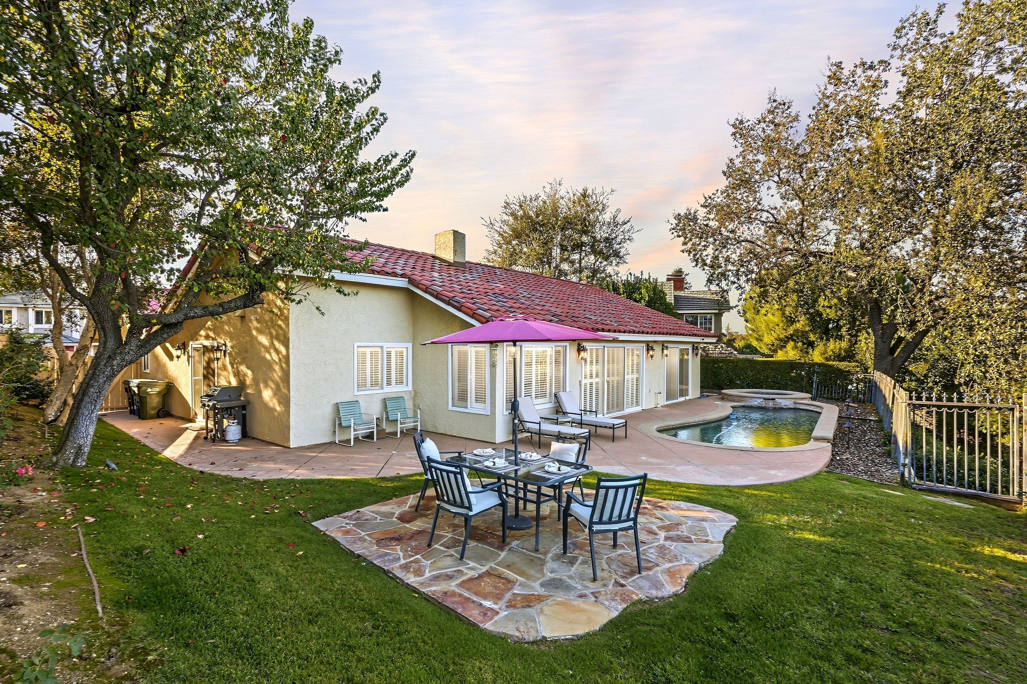  908 Blue Spring Drive, Westlake Village - 物件實景