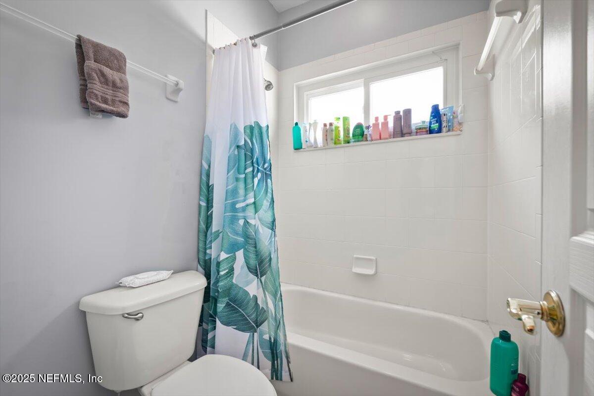 Jacksonville, Florida, 32256, United States, 5 Bedrooms Bedrooms, ,4 BathroomsBathrooms,Residential,For Sale,1974512