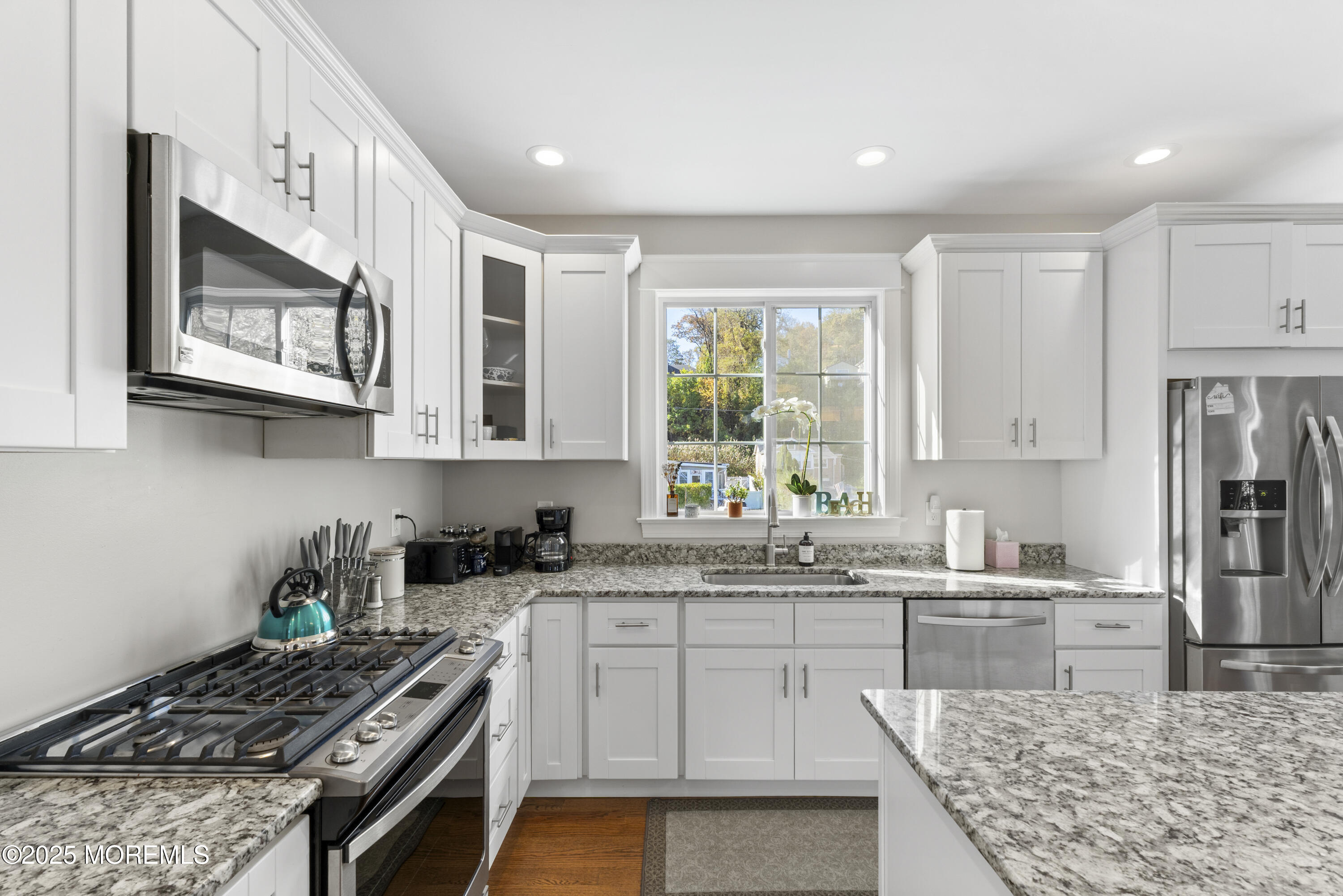 Highlands, New Jersey, 07732, United States, 3 Bedrooms Bedrooms, ,3 BathroomsBathrooms,Residential,For Sale,1977808