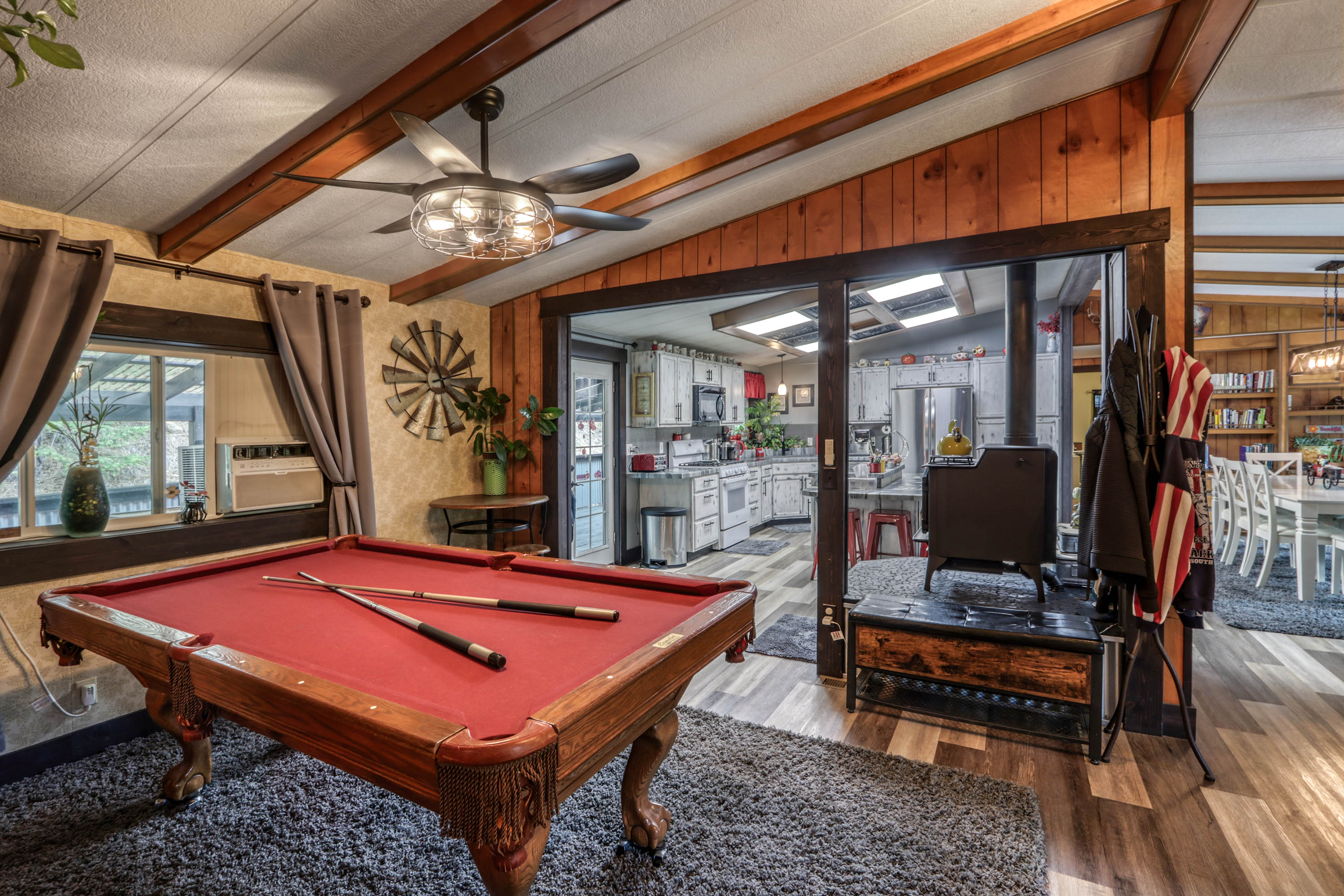 Kingston, Idaho, 83839, United States, 3 Bedrooms Bedrooms, ,2 BathroomsBathrooms,Residential,For Sale,1980630