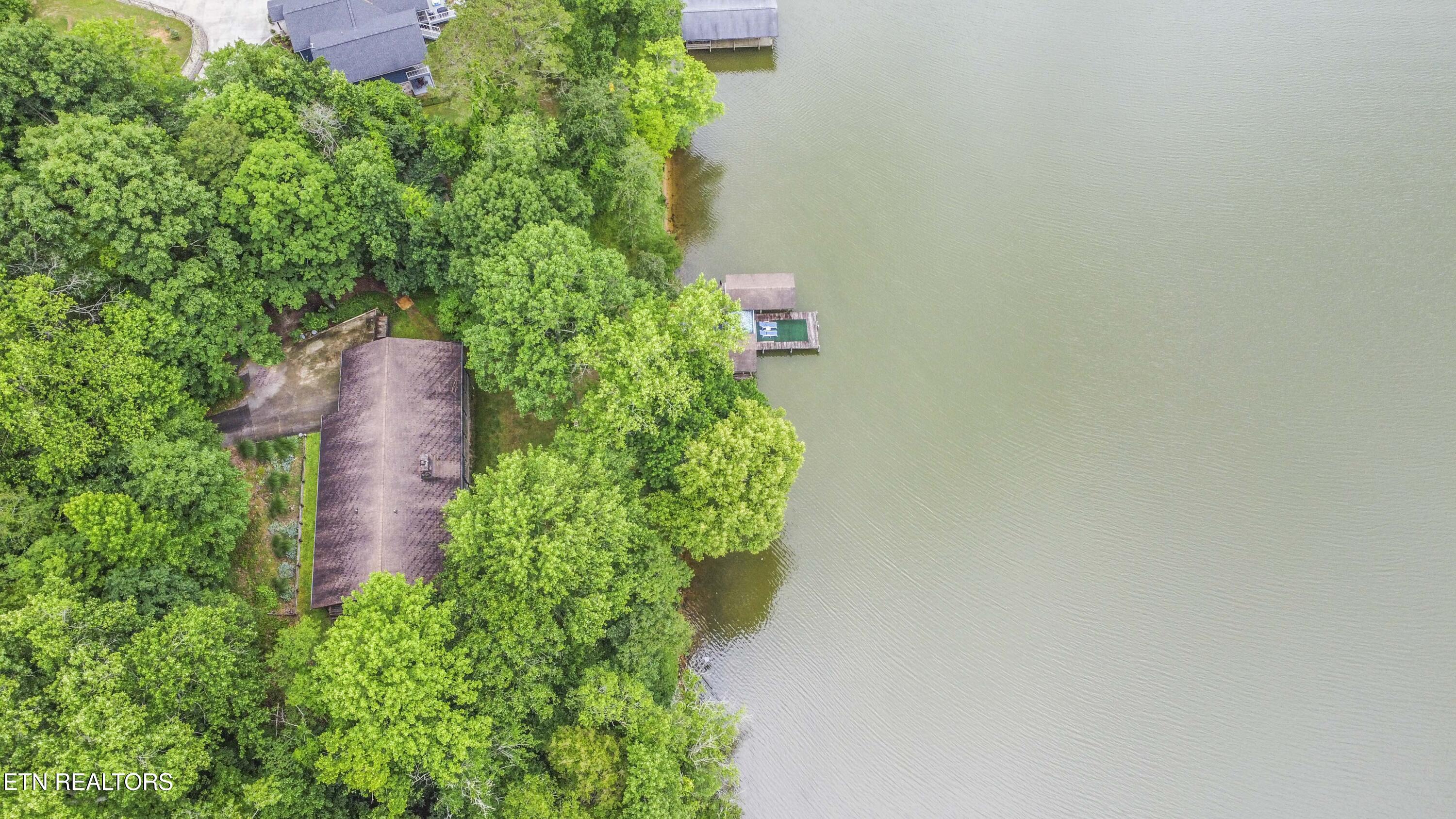 Kingston, Tennessee, 37763, United States, 3 Bedrooms Bedrooms, ,3 BathroomsBathrooms,Residential,For Sale,2013795