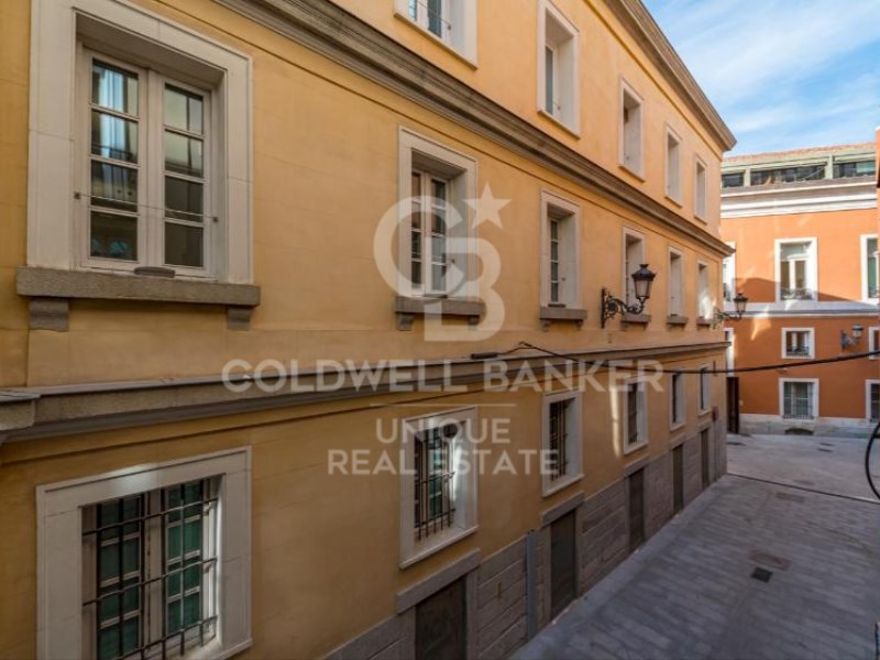 Madrid, Madrid, Centro, Sol Madrid, Madrid, Centro, Madrid, Comunidad de Madrid, ES, 2 Bedrooms Bedrooms, ,2 BathroomsBathrooms,Residential,For Sale,Madrid, Madrid, Centro, Sol Madrid, Madrid, Centro,1619857