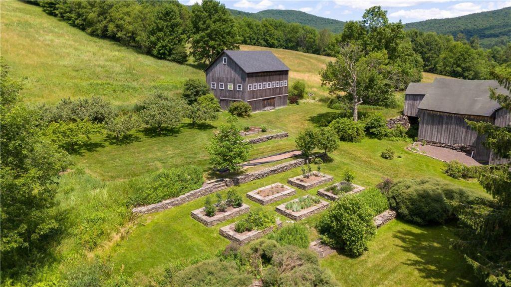 Bovina Center, New York, 13740, United States, 4 Bedrooms Bedrooms, ,2 BathroomsBathrooms,Residential,For Sale,1827765
