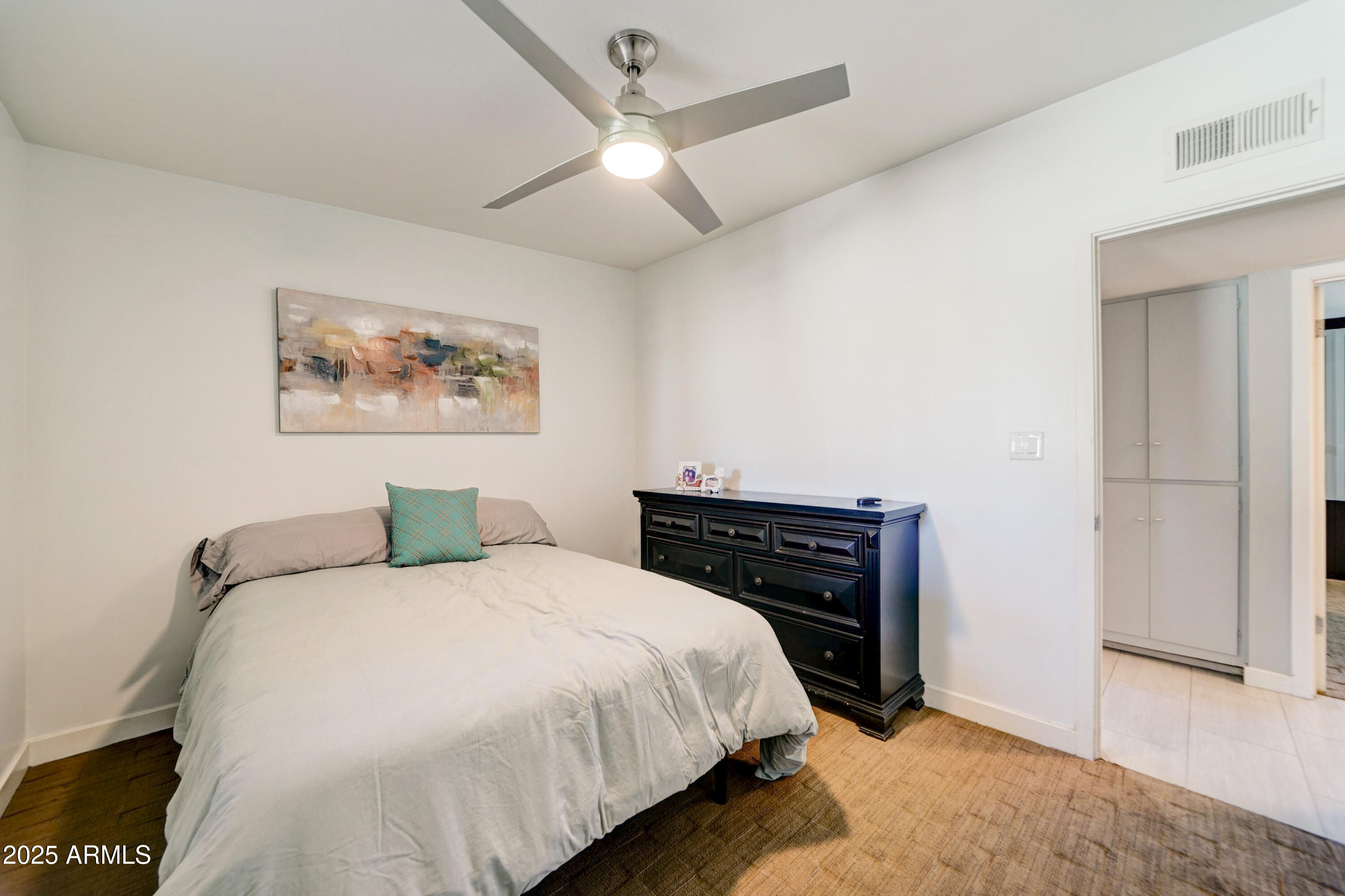 Phoenix, Arizona, 85028, United States, 4 Bedrooms Bedrooms, ,3 BathroomsBathrooms,Residential,For Sale,1989042