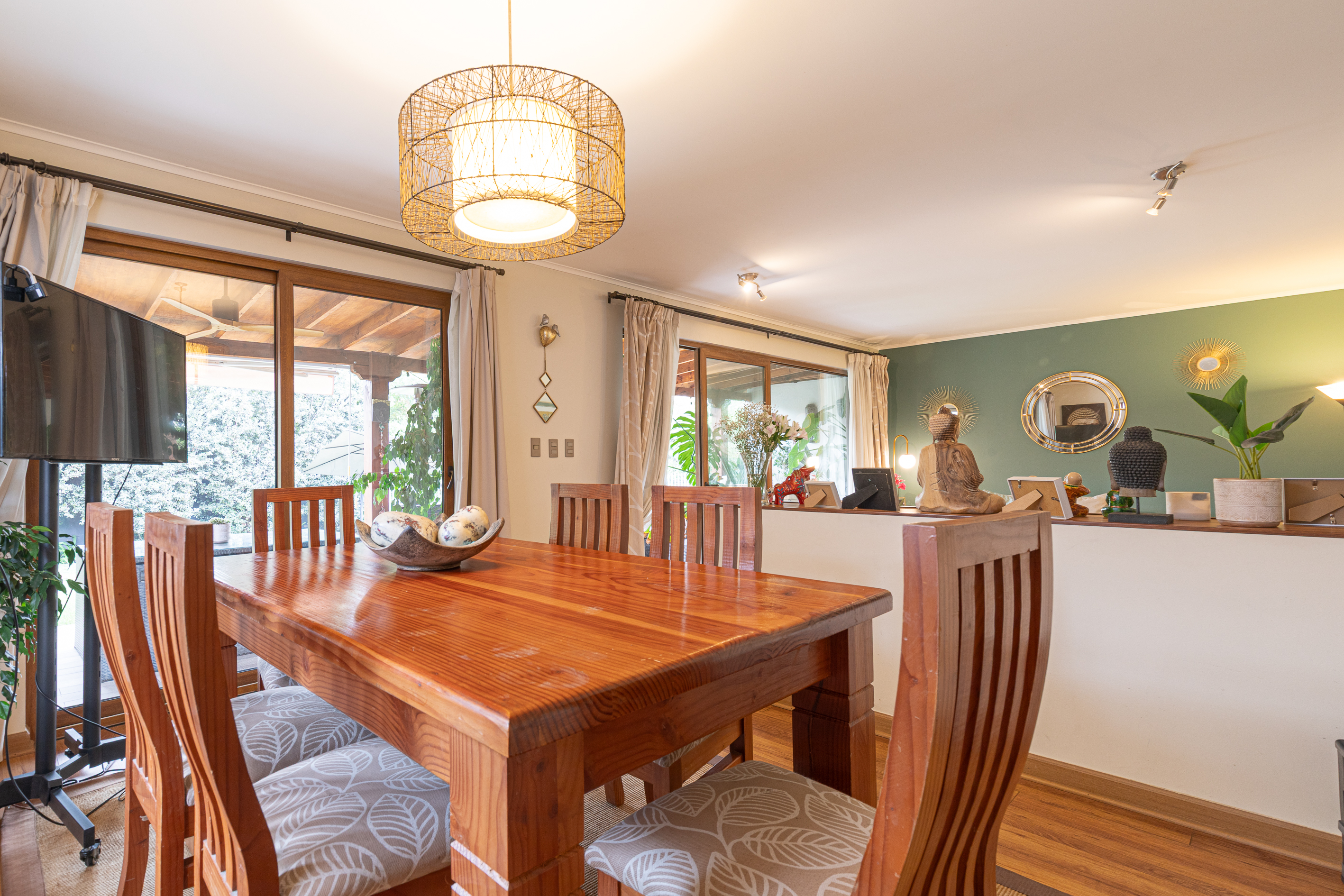  4-Bedroom Chilean-Style Home in Piedra Roja - 物件實景