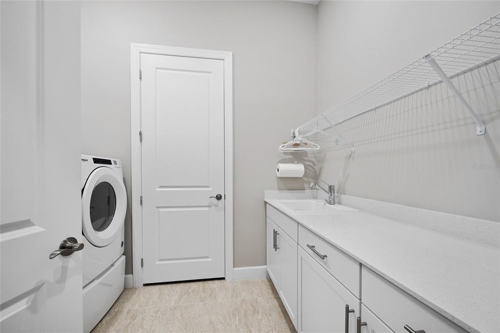 Nokomis, Florida, 34275, United States, 3 Bedrooms Bedrooms, ,2 BathroomsBathrooms,Residential,For Sale,1829578