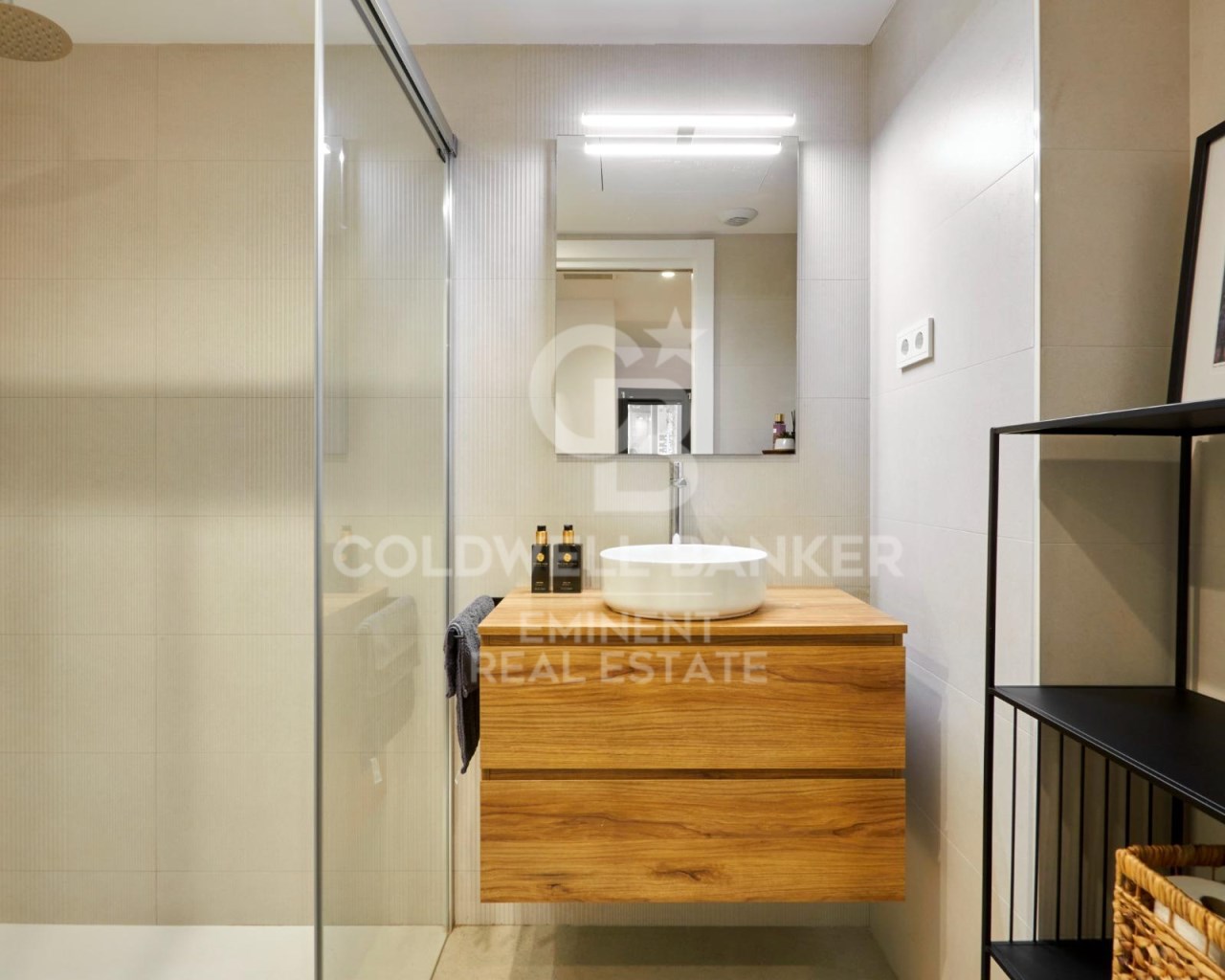 Barcelona, Barcelona, Sants ? Montju?c Barcelona, Barcelona, Catalonia, ES, 2 Bedrooms Bedrooms, ,3 BathroomsBathrooms,Residential,For Sale,Barcelona, Barcelona, Sants ? Montju?c Barcelona, ,1662195