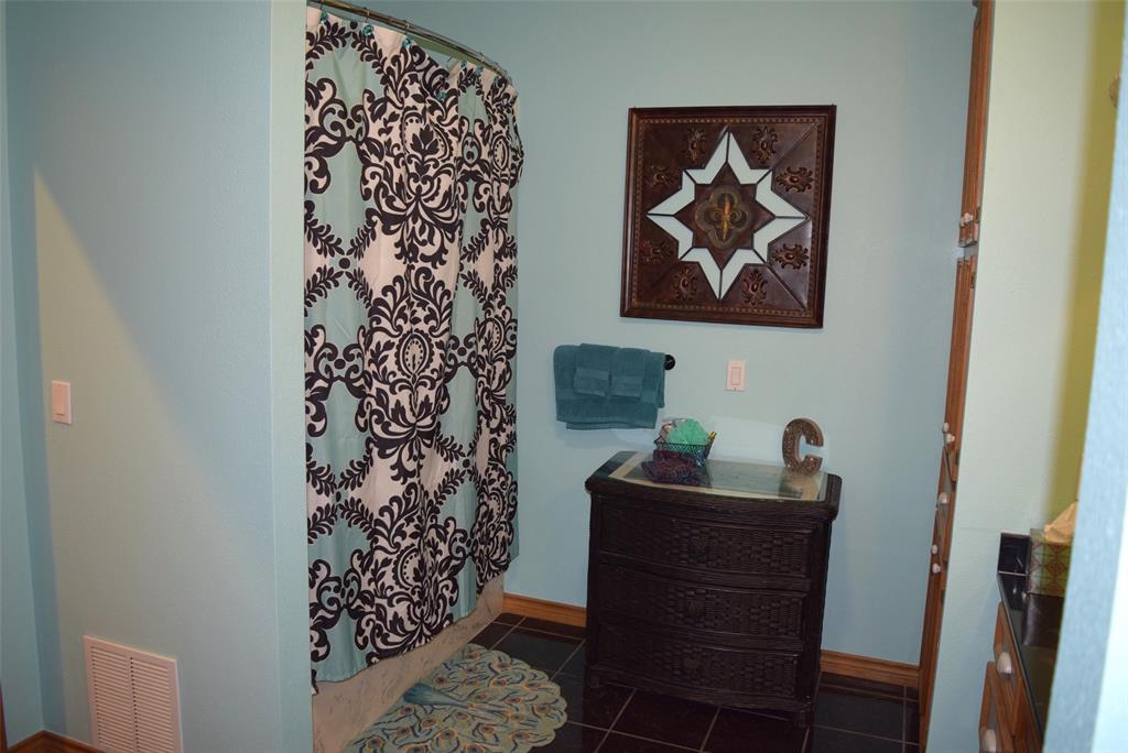 26 Westpoint Drive, Trinity, Texas, 75862, United States, 4 Bedrooms Bedrooms, ,3 BathroomsBathrooms,Residential,For Sale,26 Westpoint Drive,1680541