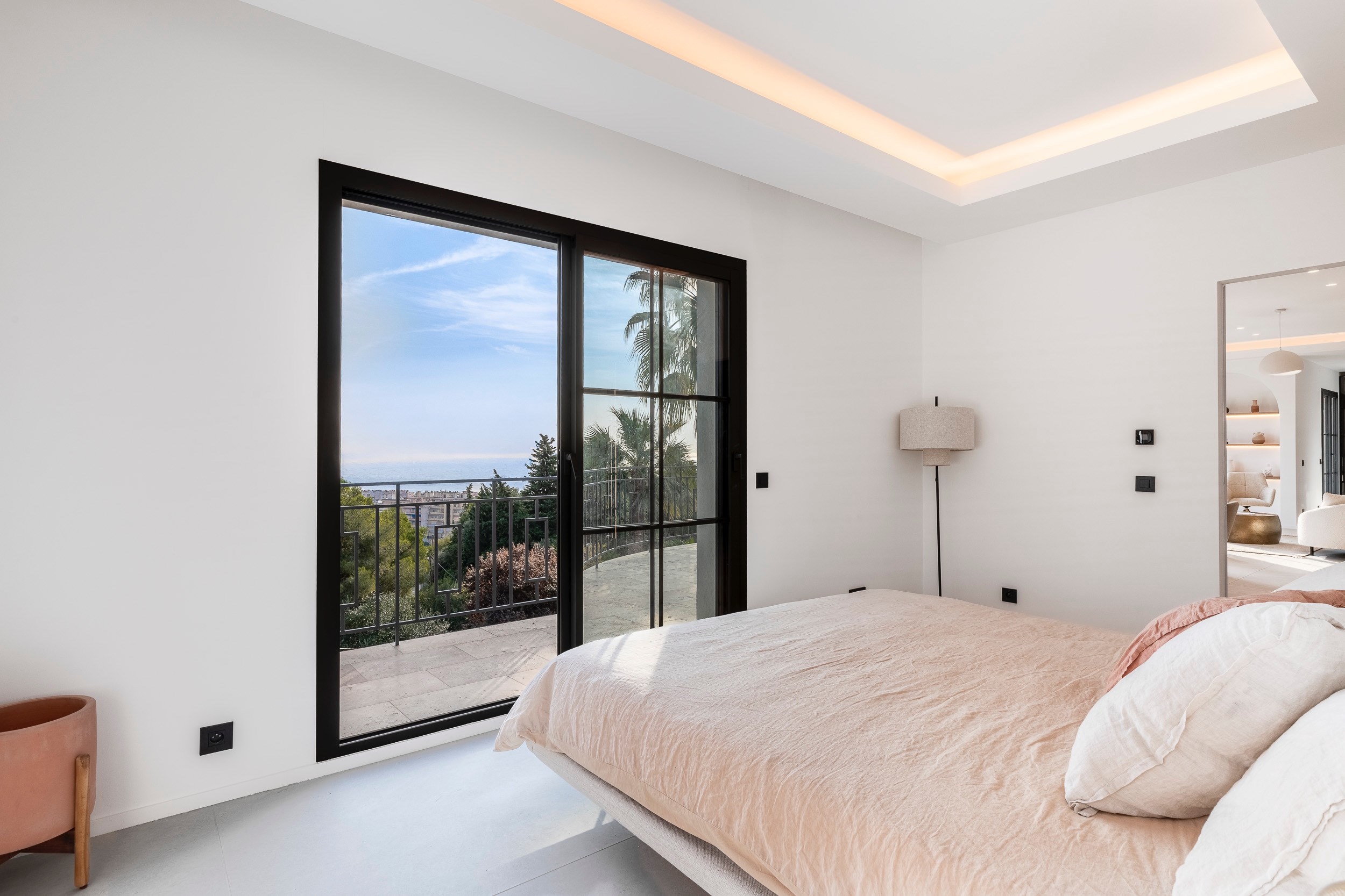  Renovated contemporary villa with pool near Monaco in Roquebrune-Cap-Martin - 物件實景