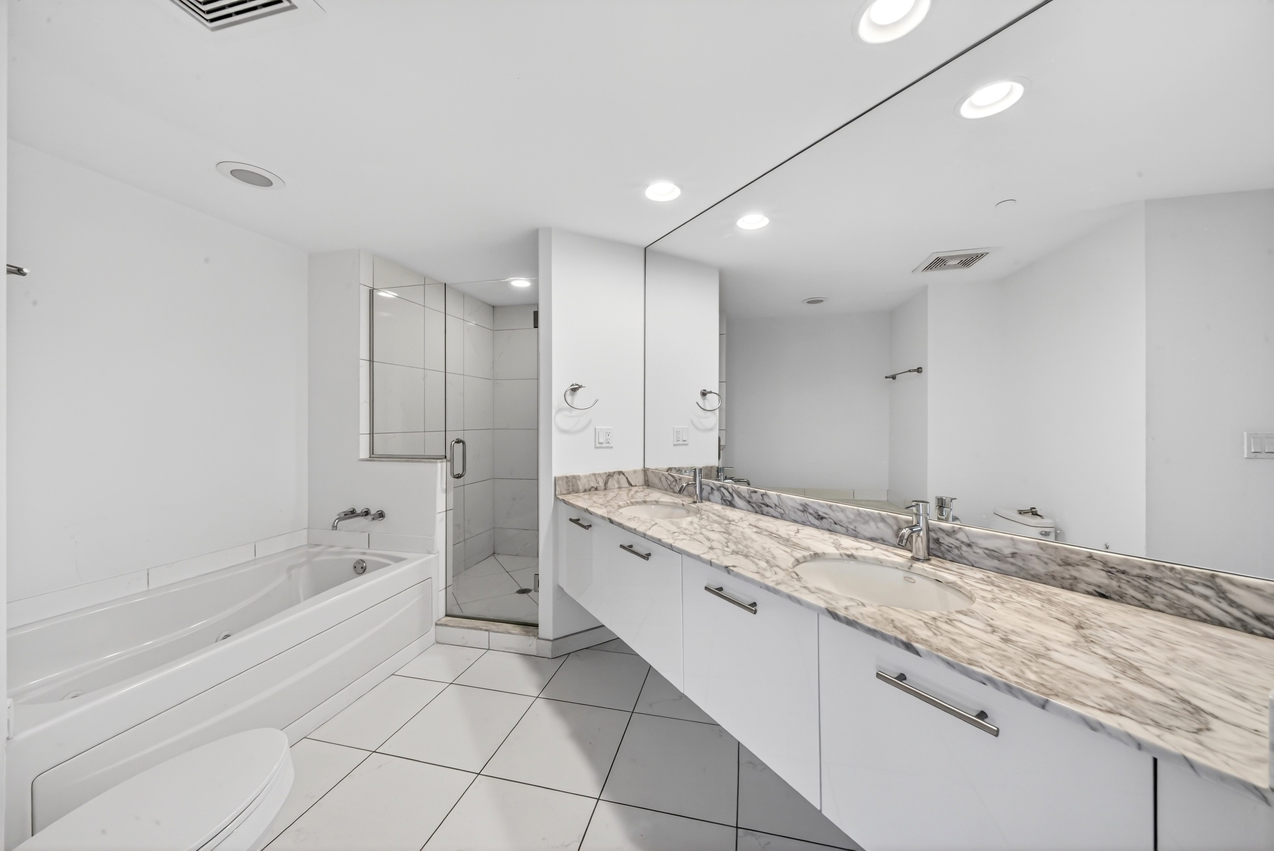  500 Brickell Ave, Miami, FL, 33131 - 物件實景