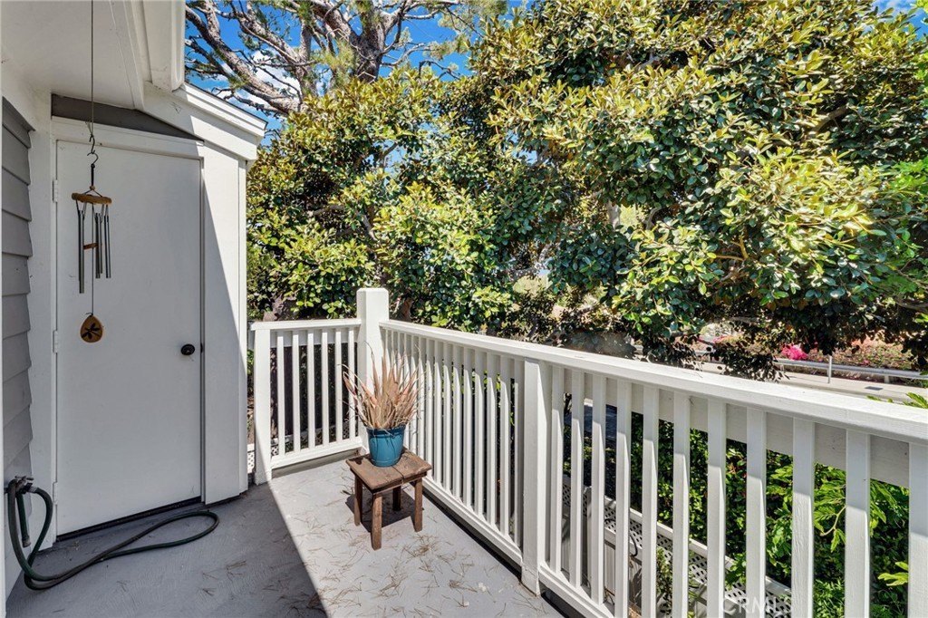 San Pedro, California, 90732, United States, 2 Bedrooms Bedrooms, ,2 BathroomsBathrooms,Residential,For Sale,1979917