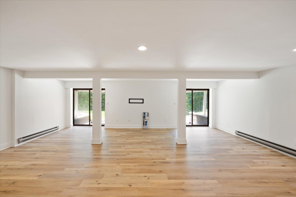 Bernardsville, New Jersey, 07924, United States, 5 Bedrooms Bedrooms, ,6 BathroomsBathrooms,Residential,For Sale,1981424