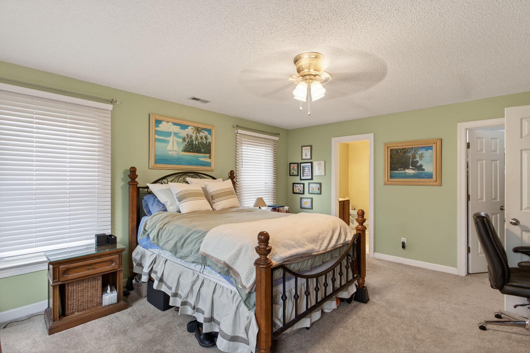 Chesapeake, Virginia, 23320, United States, 4 Bedrooms Bedrooms, ,3 BathroomsBathrooms,Residential,For Sale,2005539