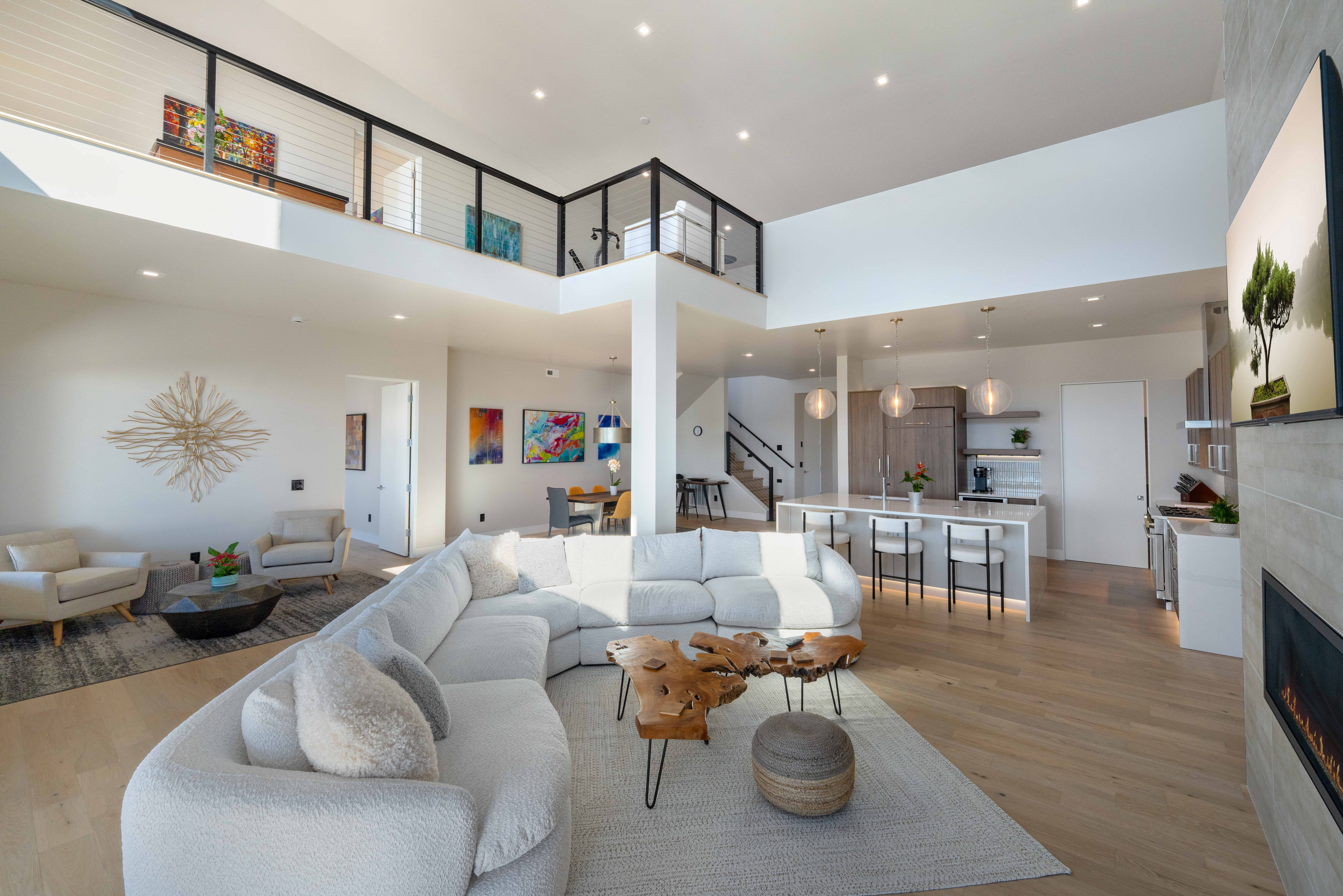  Bayfront Modern Masterpiece in Coos Bay, Oregon - 物件實景