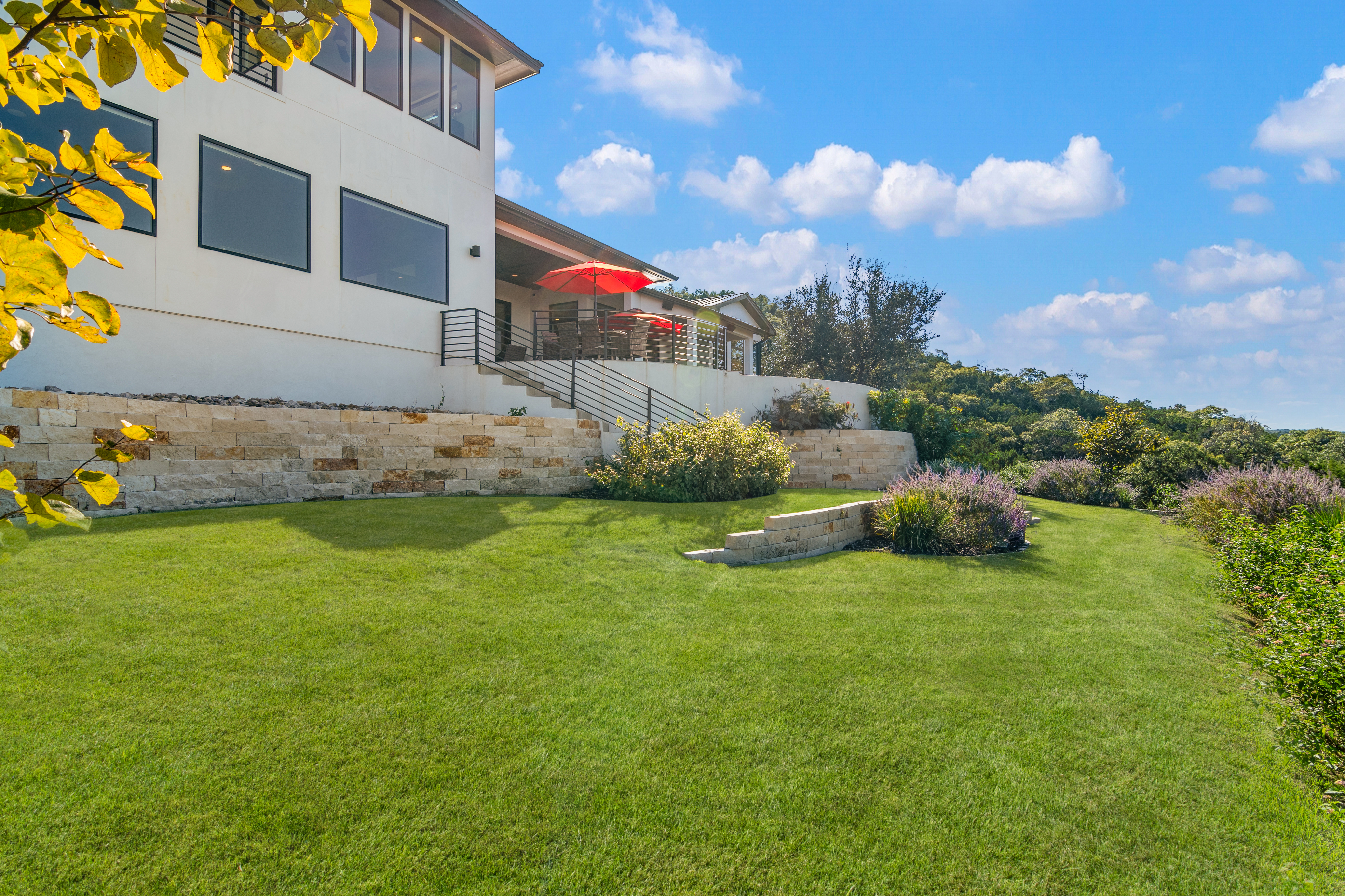  Panoramic Views and Luxury Living - 物件實景