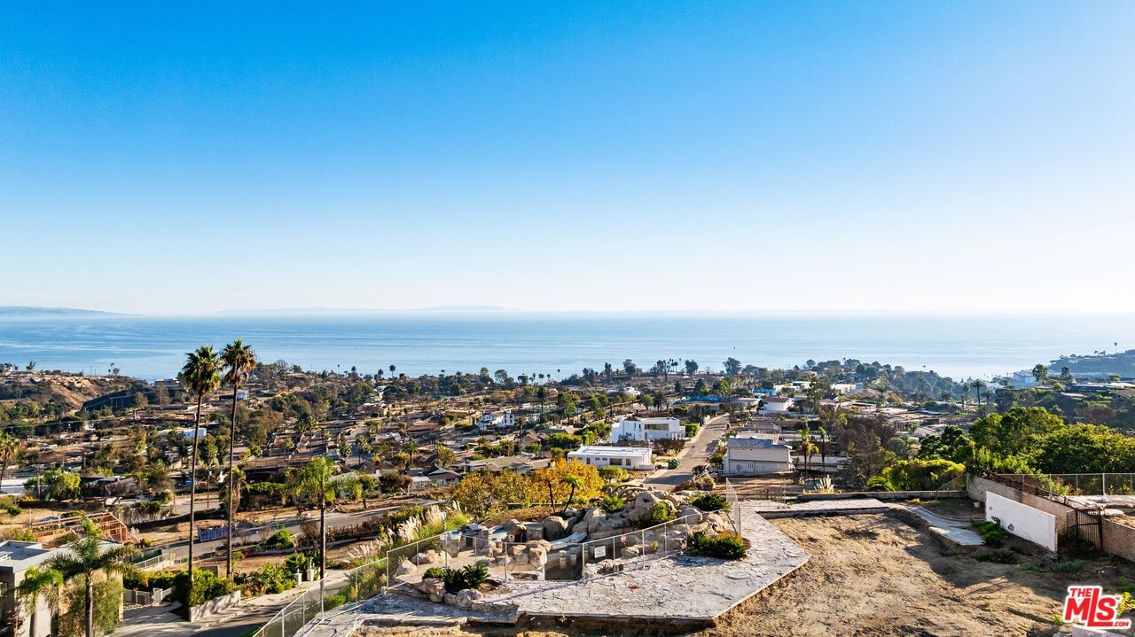 Pacific Palisades, California, 90272, United States, ,Land,For Sale,1997431