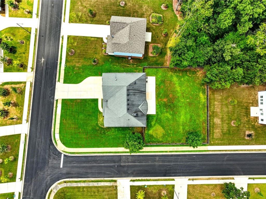 Atlanta, Georgia, 30331, United States, 5 Bedrooms Bedrooms, ,4 BathroomsBathrooms,Residential,For Sale,1933475