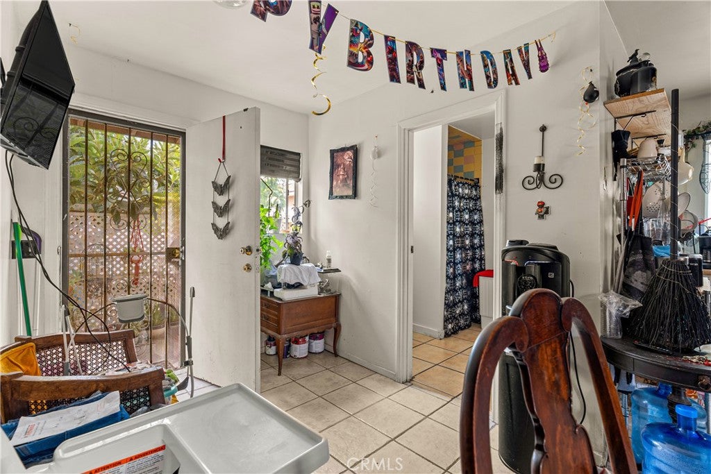 Los Angeles, California, 90032, United States, 3 Bedrooms Bedrooms, ,1 BathroomBathrooms,Residential,For Sale,1923092