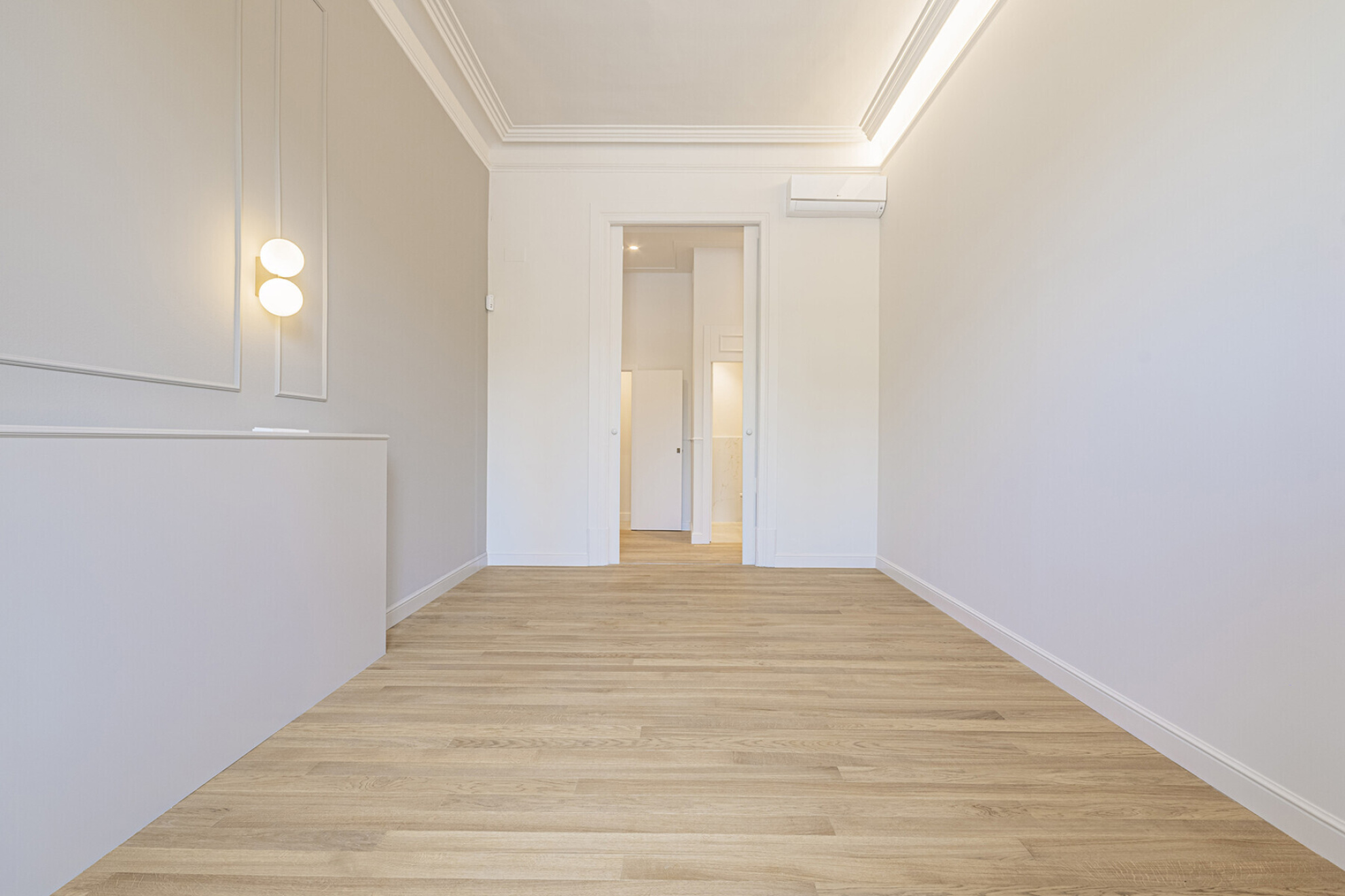  Renovated corner apartment in El Born with views of Port Vell - 物件實景