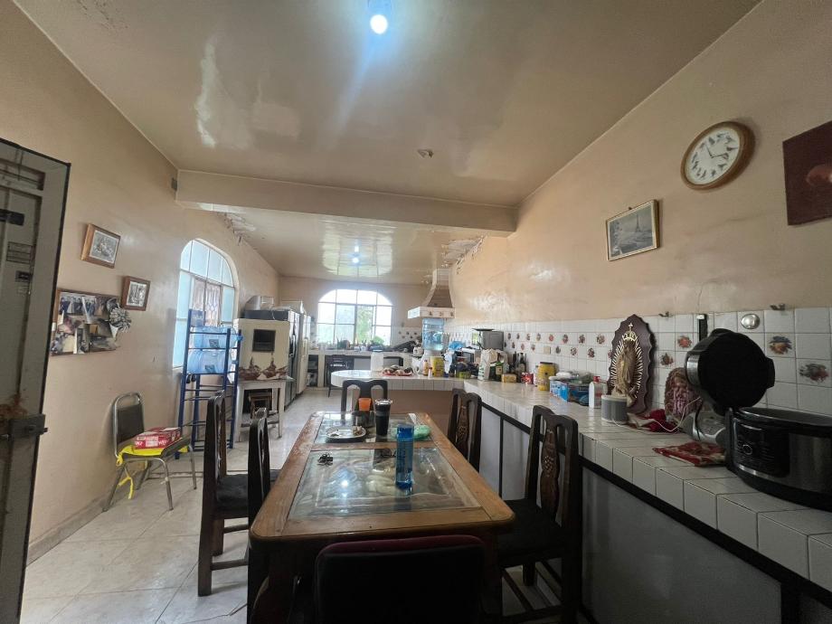 Torreón, Coahuila de Zaragoza, 27000, Mexico, 8 Bedrooms Bedrooms, ,5 BathroomsBathrooms,Residential,For Sale,1859696