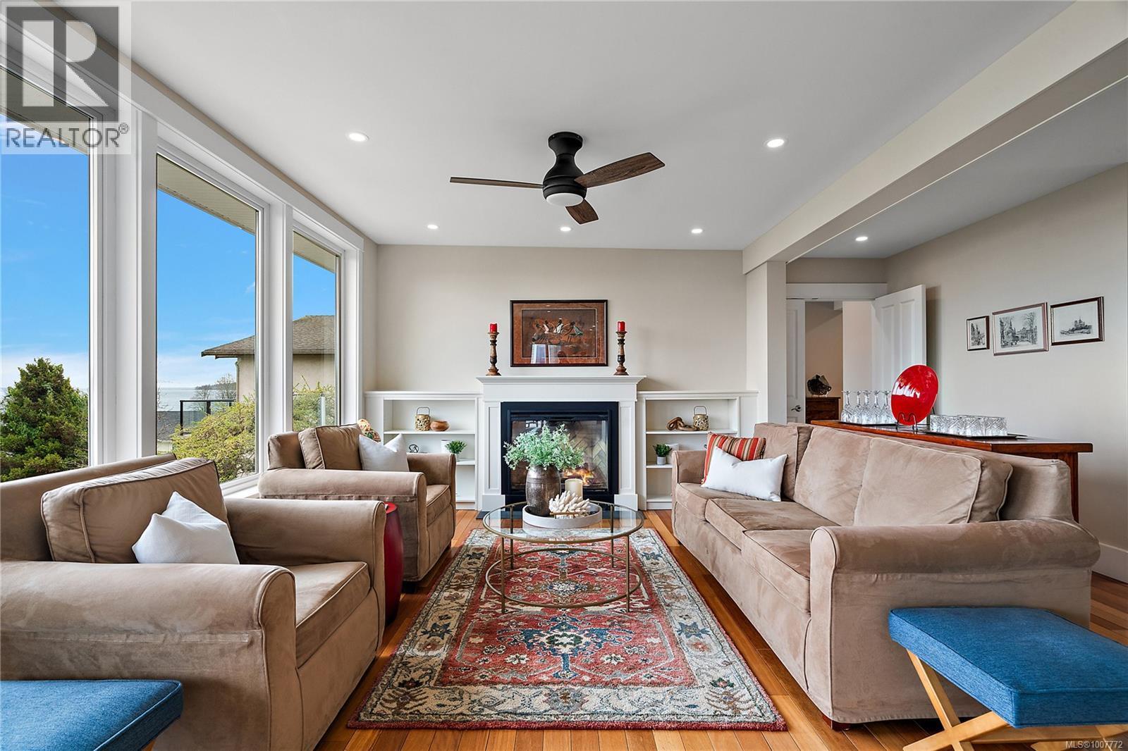 SAANICH, British Columbia, V8Y 2G1, CA, 4 Bedrooms Bedrooms, ,3 BathroomsBathrooms,Residential,For Sale,1906364